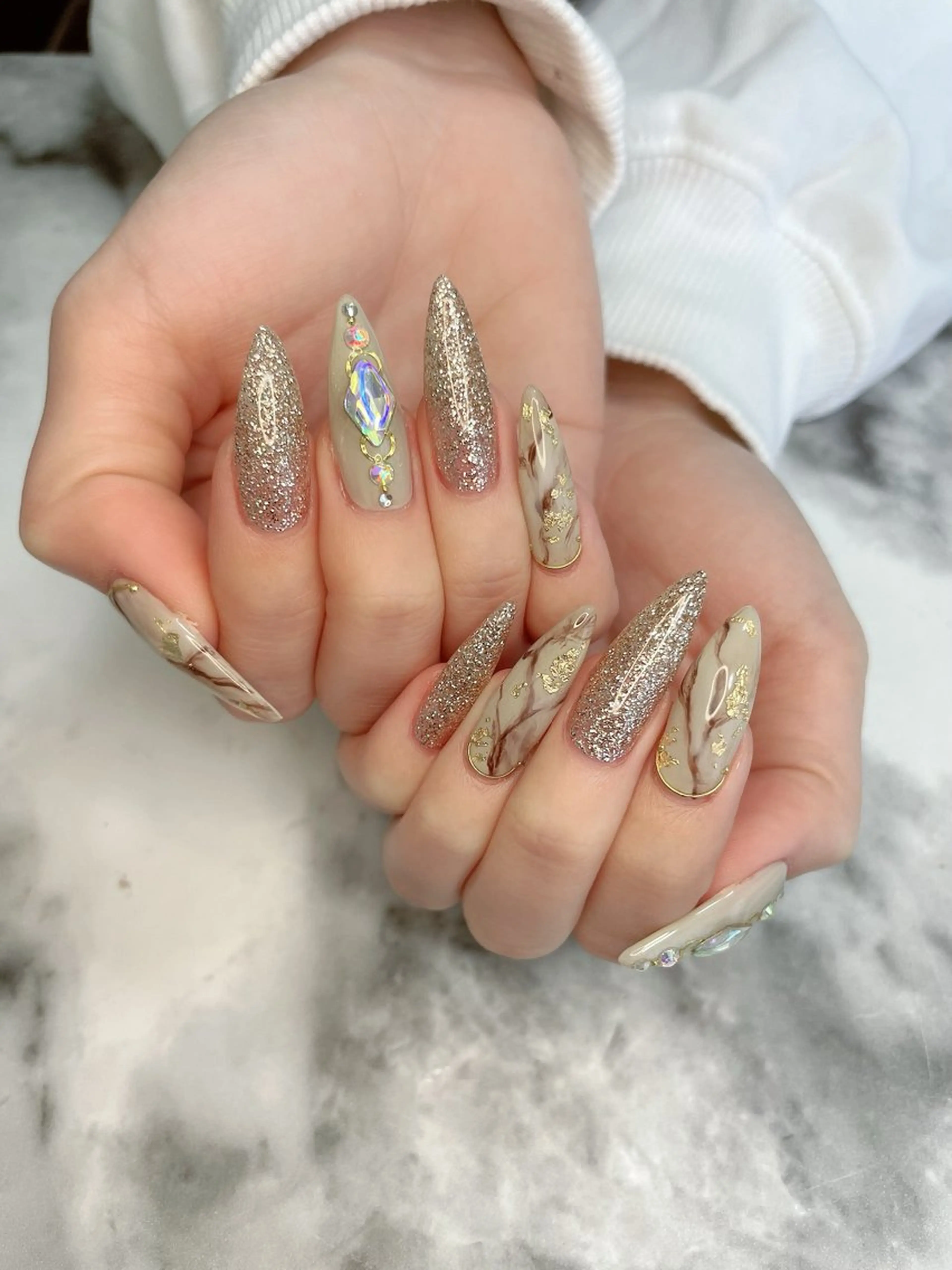 ネイル ロングネイル ハンドネイル salon de belnetta所属・kayo 💅のネイルデザイン