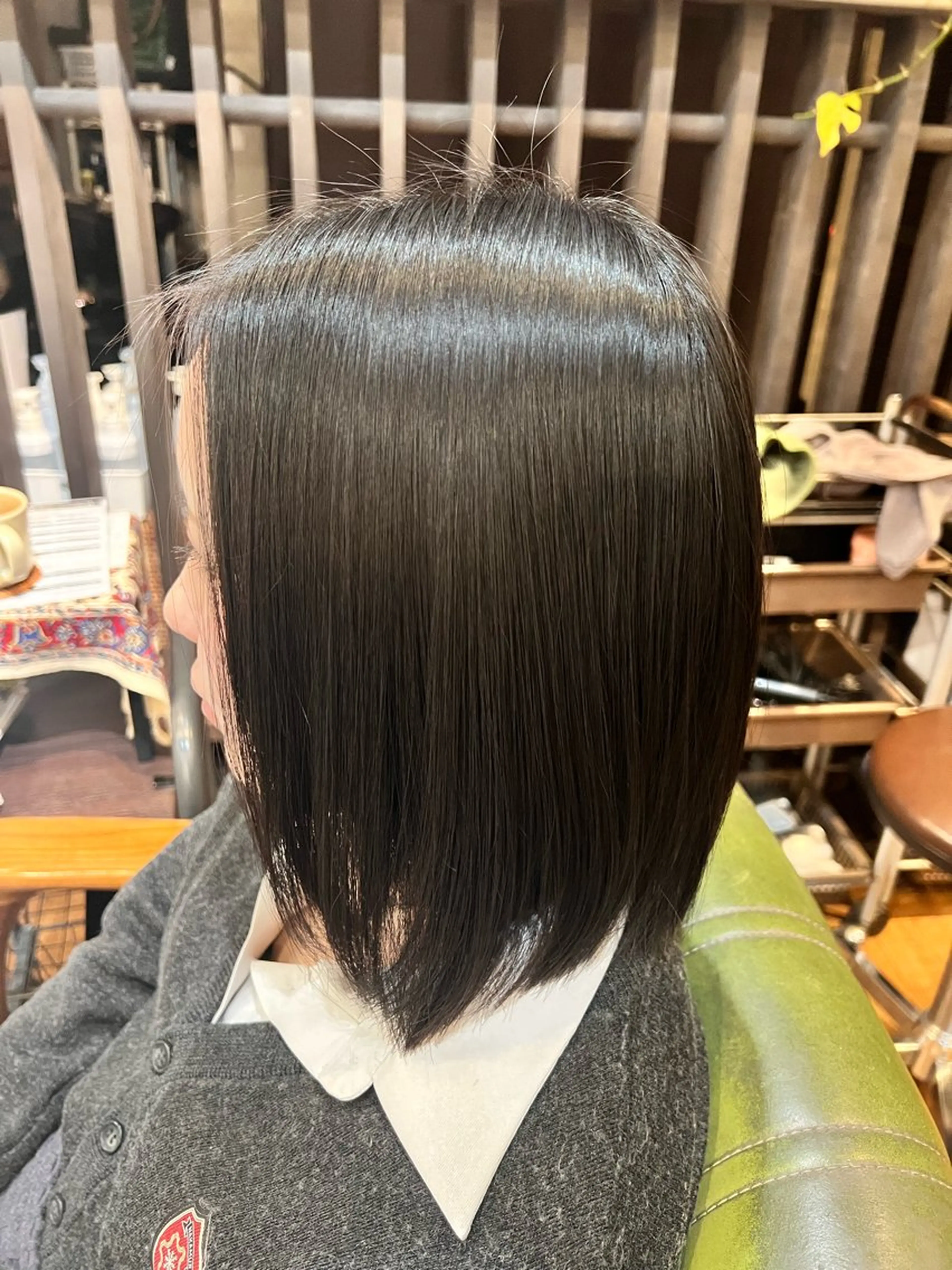 ミディアム 縮毛矯正 Luster Friends所属・まゆ | 艶カラー | ストレートのヘアスタイル