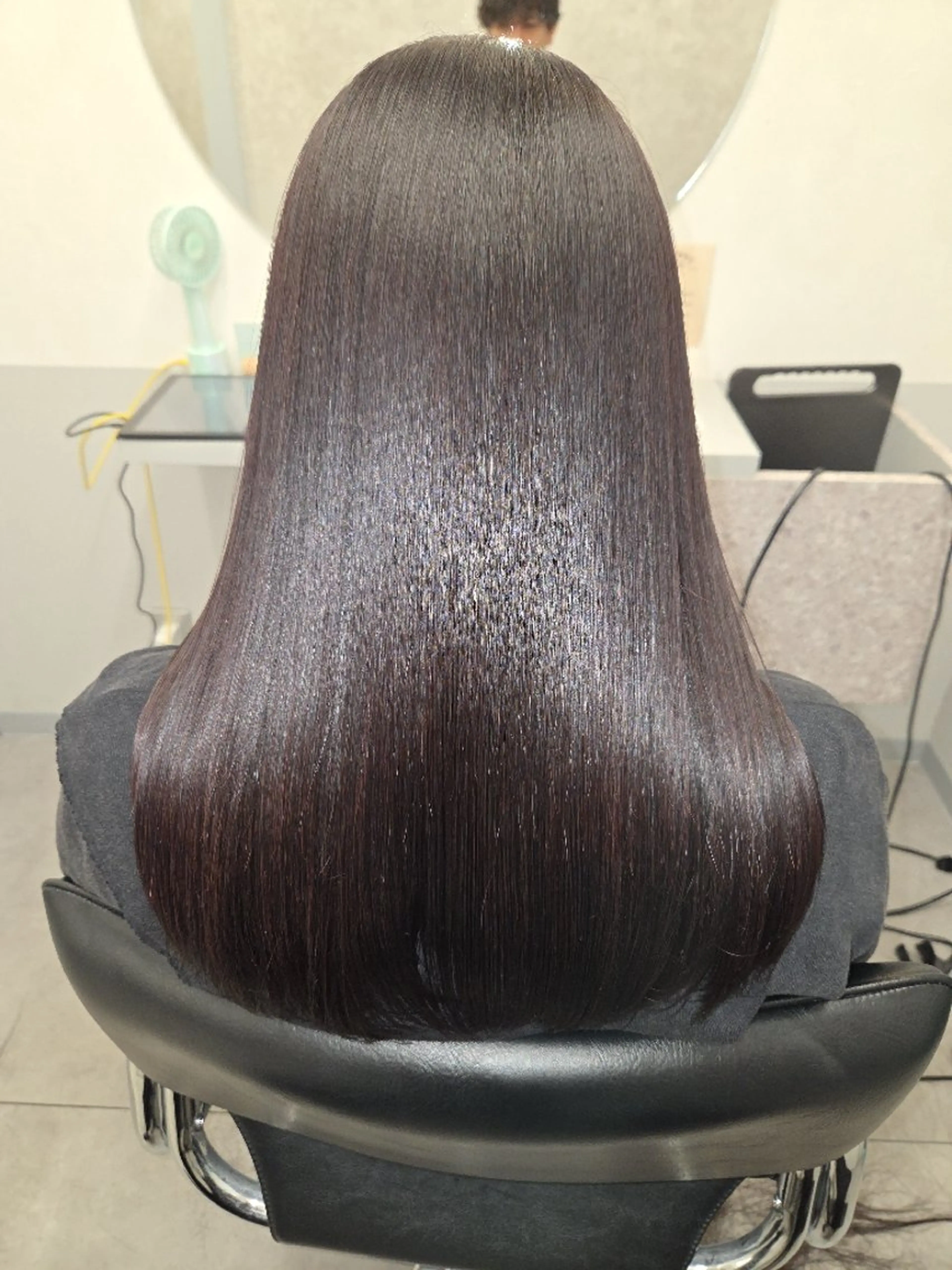 ロング パーマ くせ毛 顔周りカット 髪質改善 似合わせカット 縮毛矯正 【髪質改善美容師】t occa茨木篠原健太のヘアスタイル