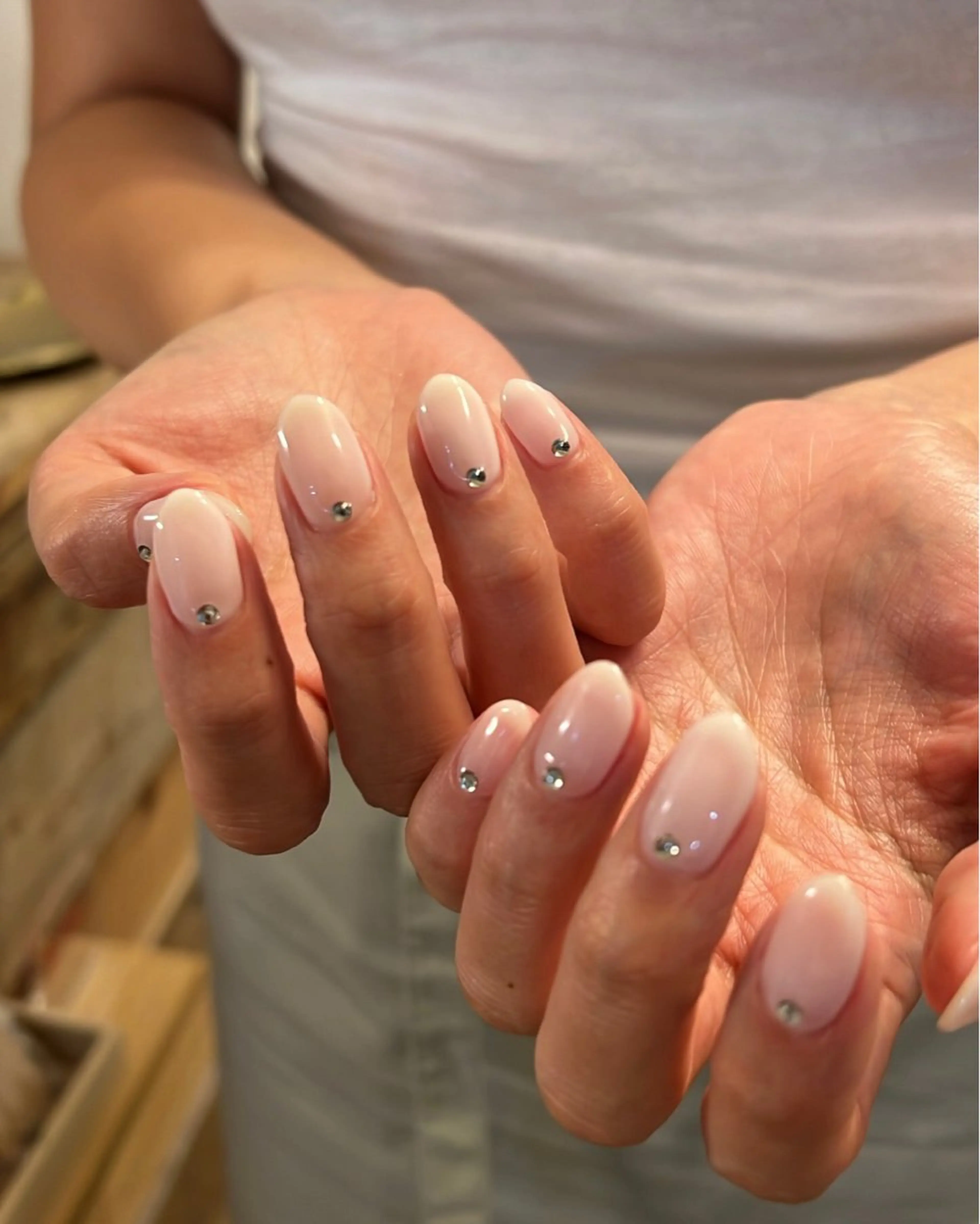 ネイル ハンドネイル フットネイル ハンドケア Nes.Nail所属・Miyagi Asamiのネイルデザイン