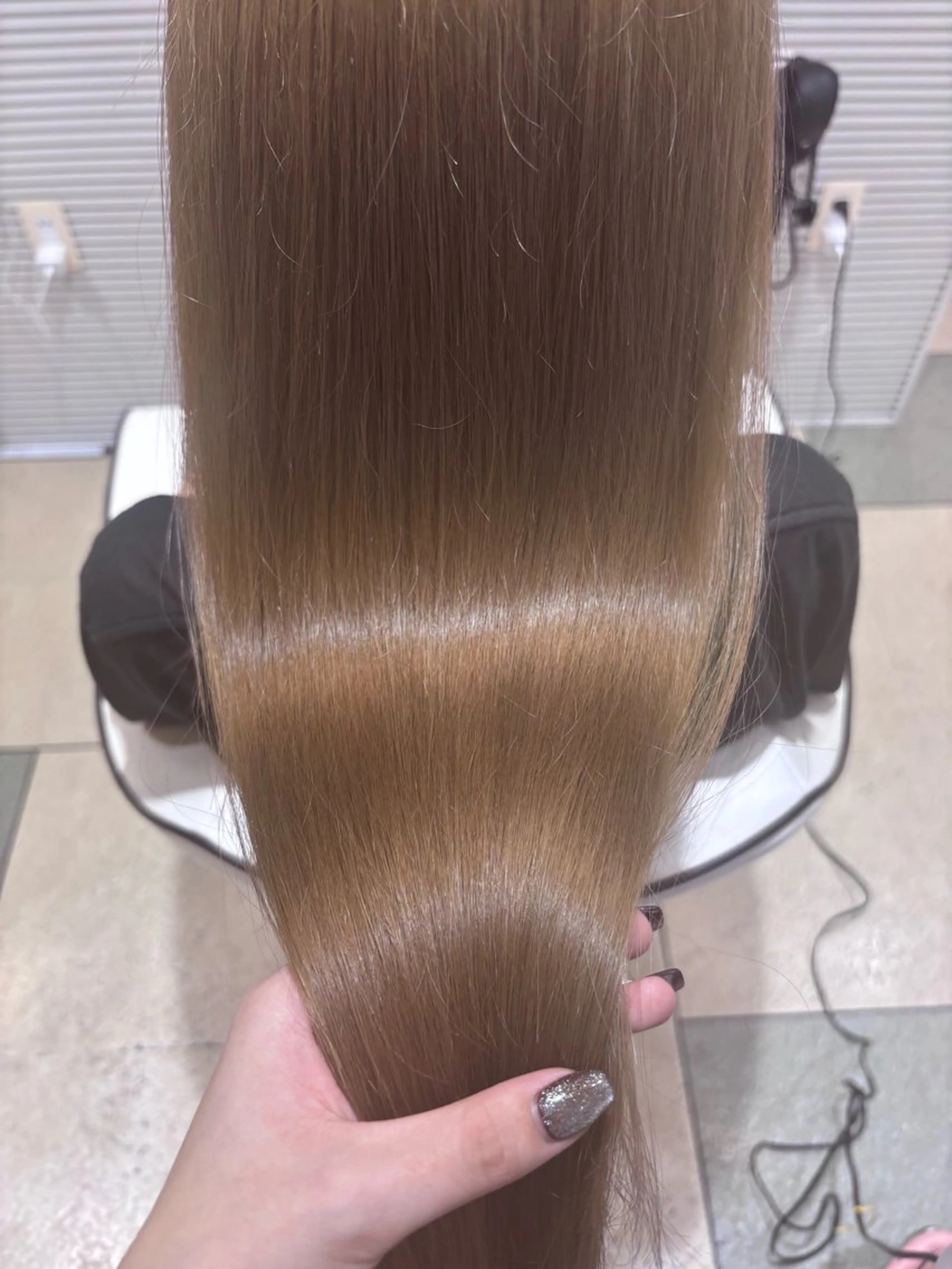 ロング カラー ヘアカラー ベージュカラー⌇﻿ くびれヘア.𐙚心音のヘアスタイル