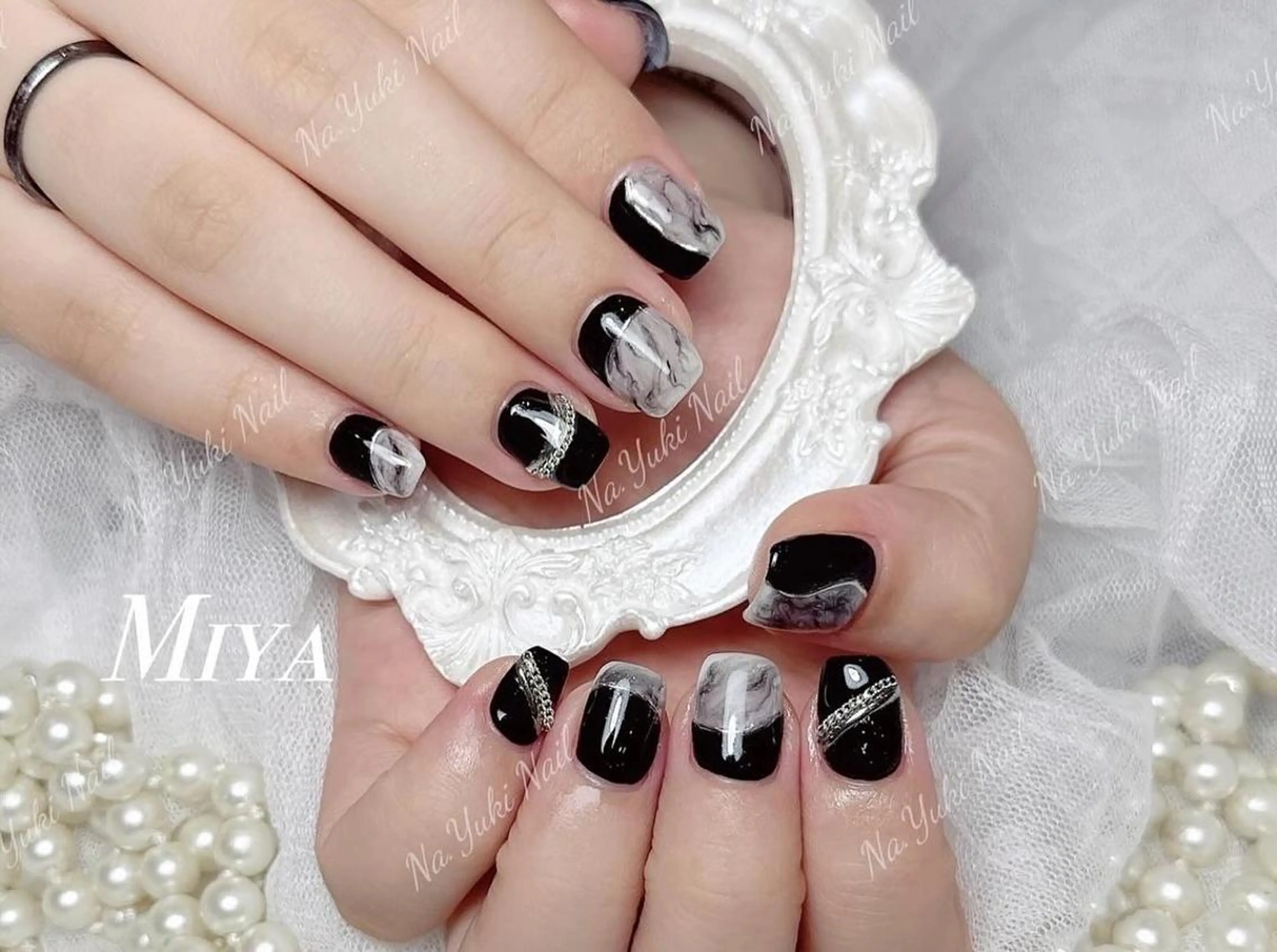 ネイル ハンドネイル 🦋 Queenieのネイルデザイン