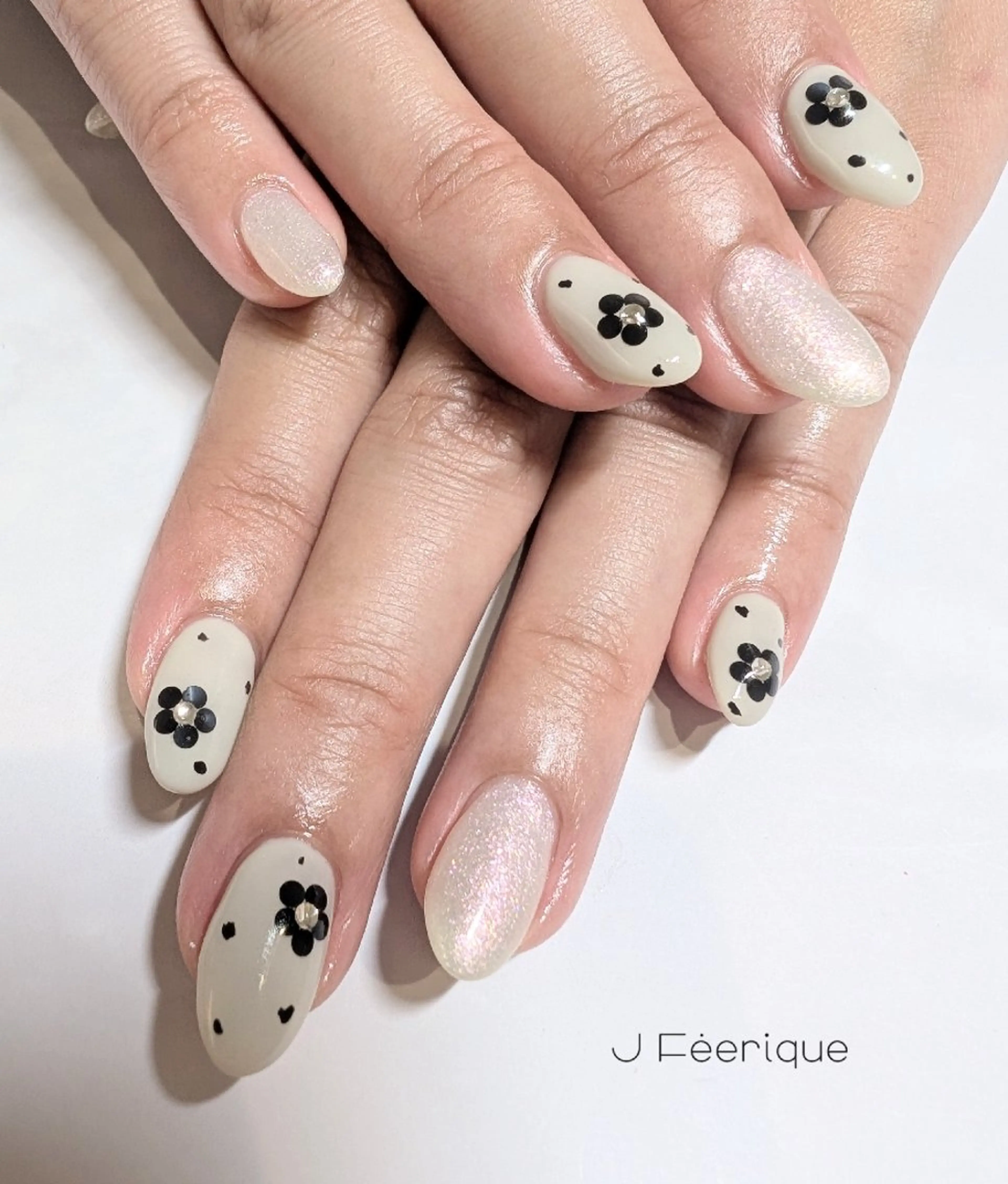 ネイル Eri　歴8年　/ 南森町ネイル💅のネイルデザイン