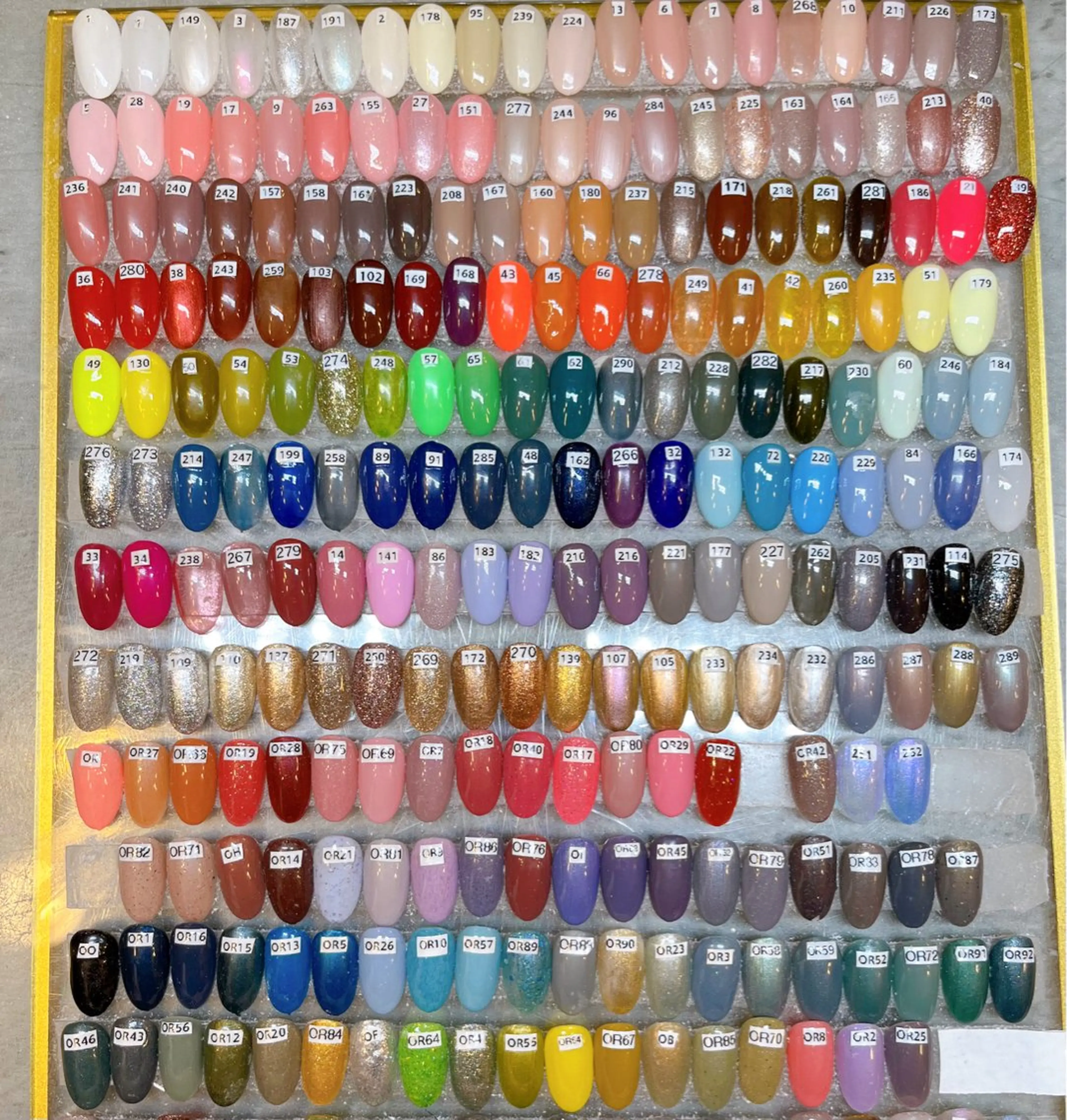 ネイル ワンカラーネイル Kobayashi Mのネイルデザイン