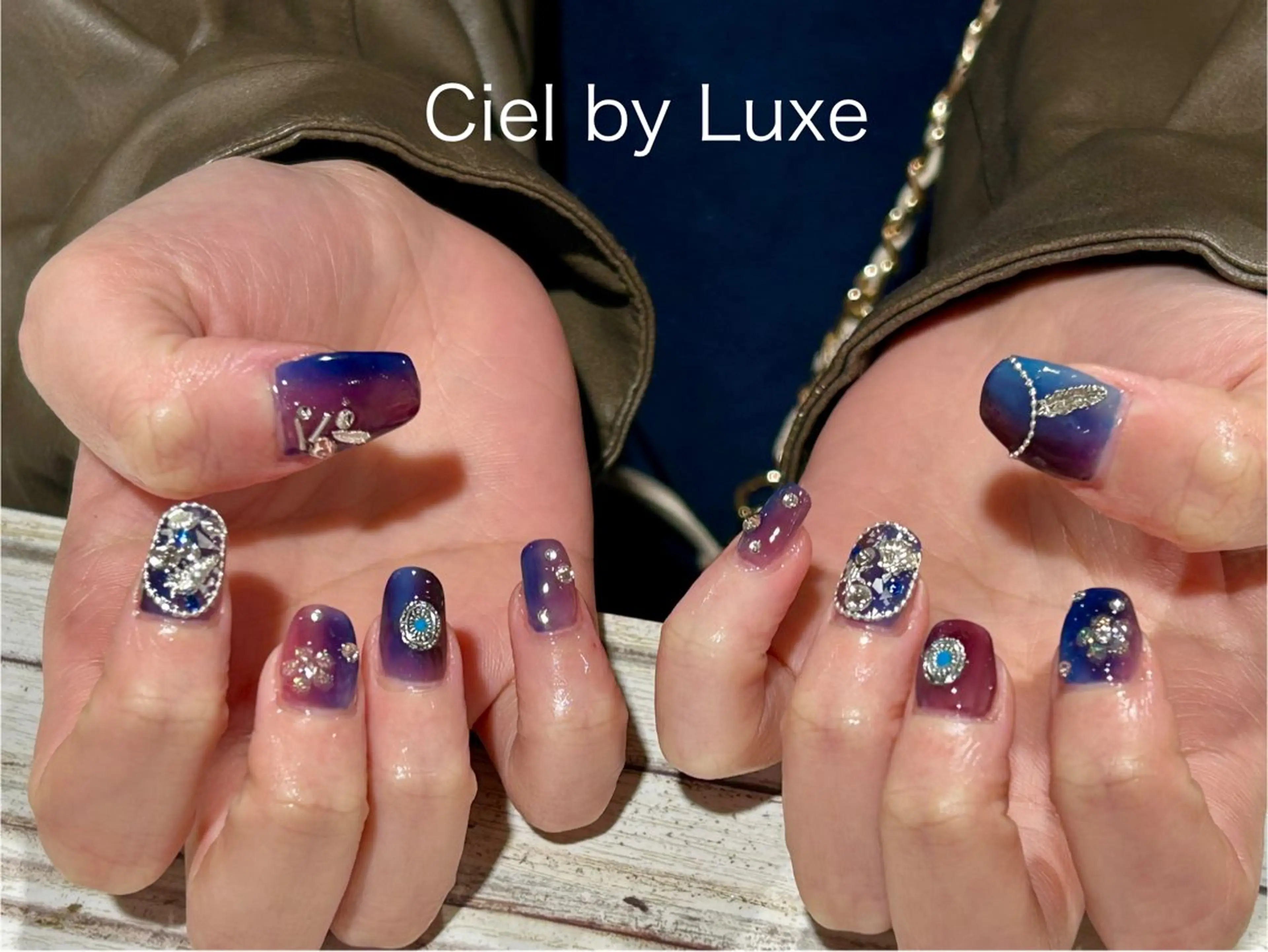 ネイル CielbyLuxe manamiのネイルデザイン