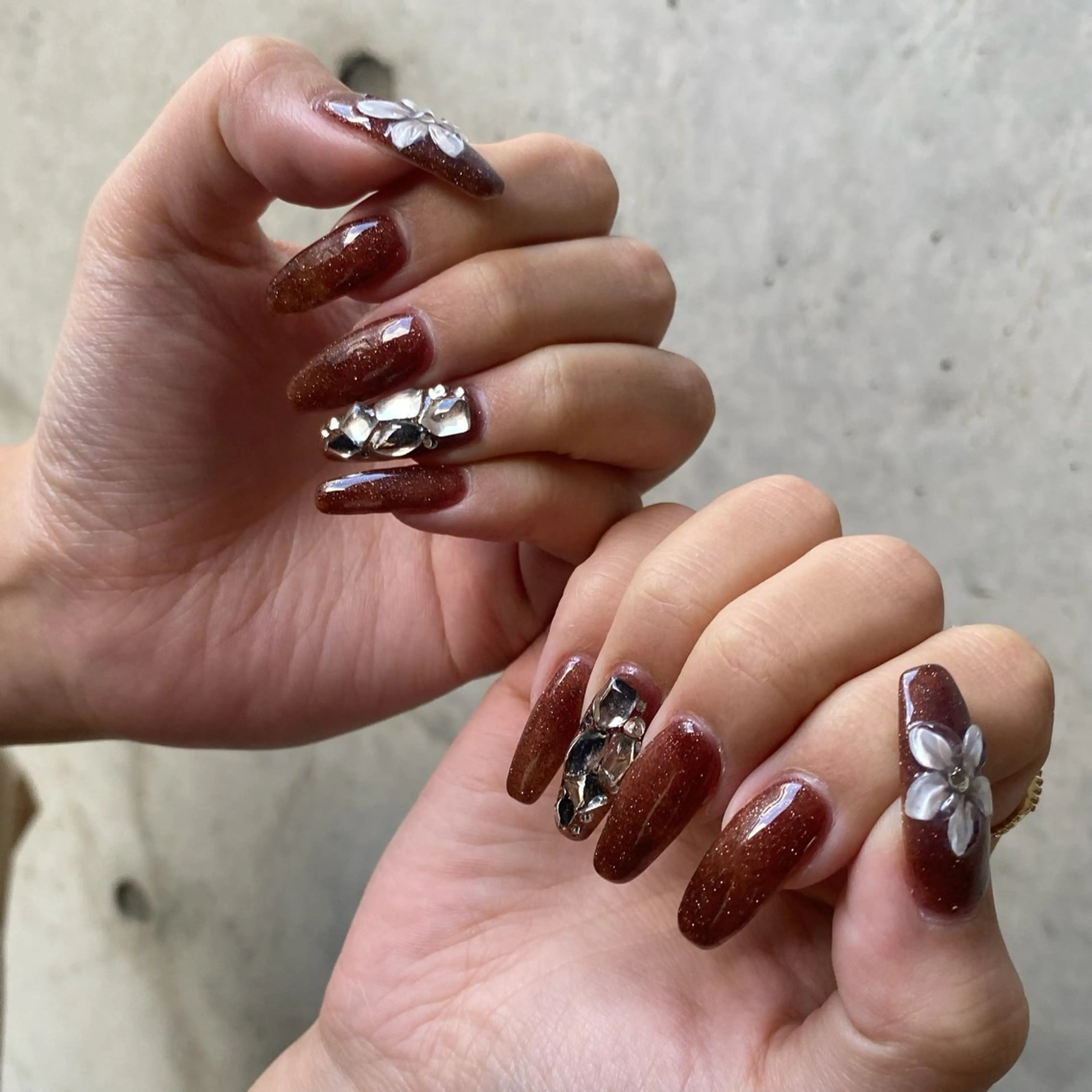 ネイル ブラウン フラッシュネイル soleil所属・舞鶴 奈々美のネイルデザイン