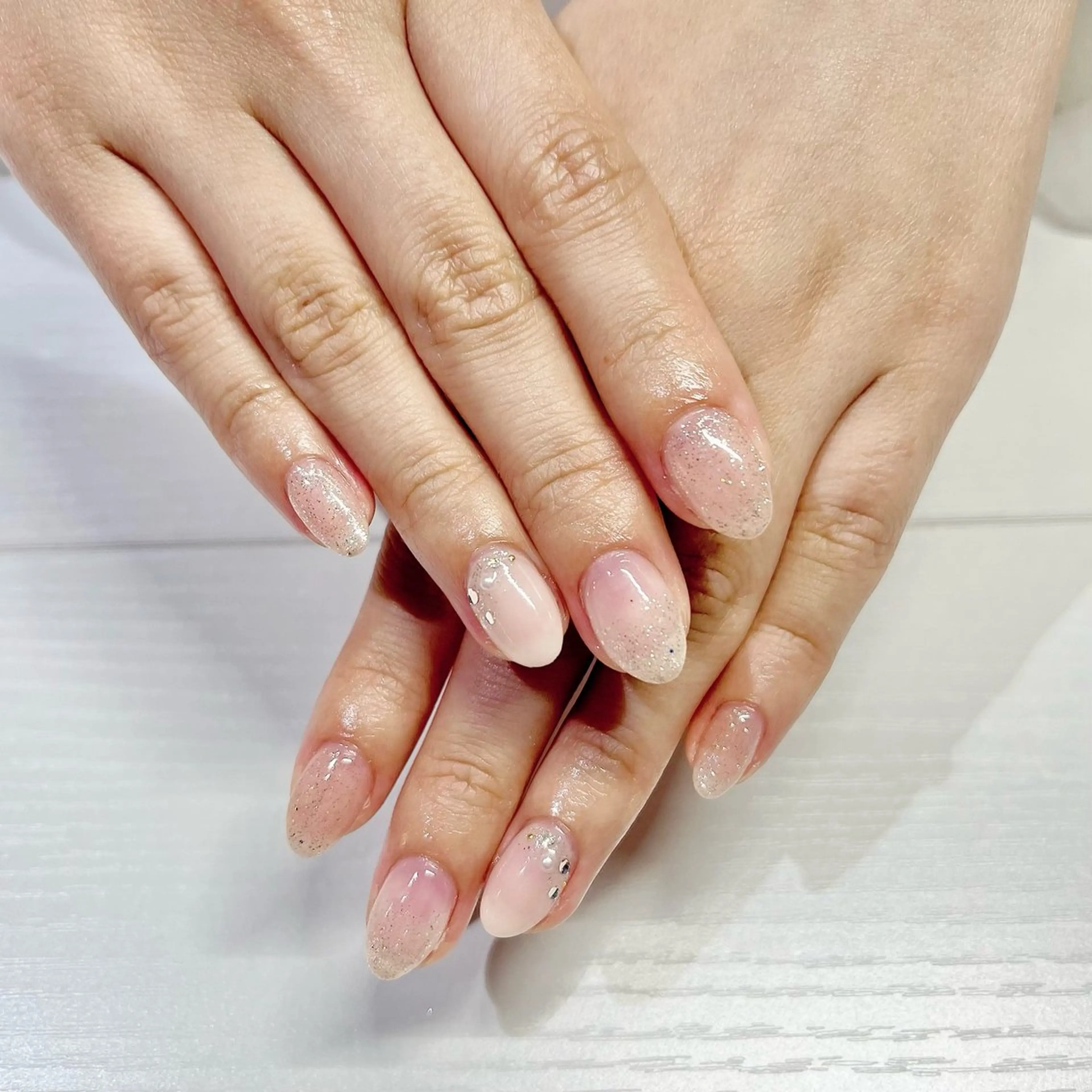 ネイル ハンドネイル m.grey所属・m.grey Nishiteのネイルデザイン