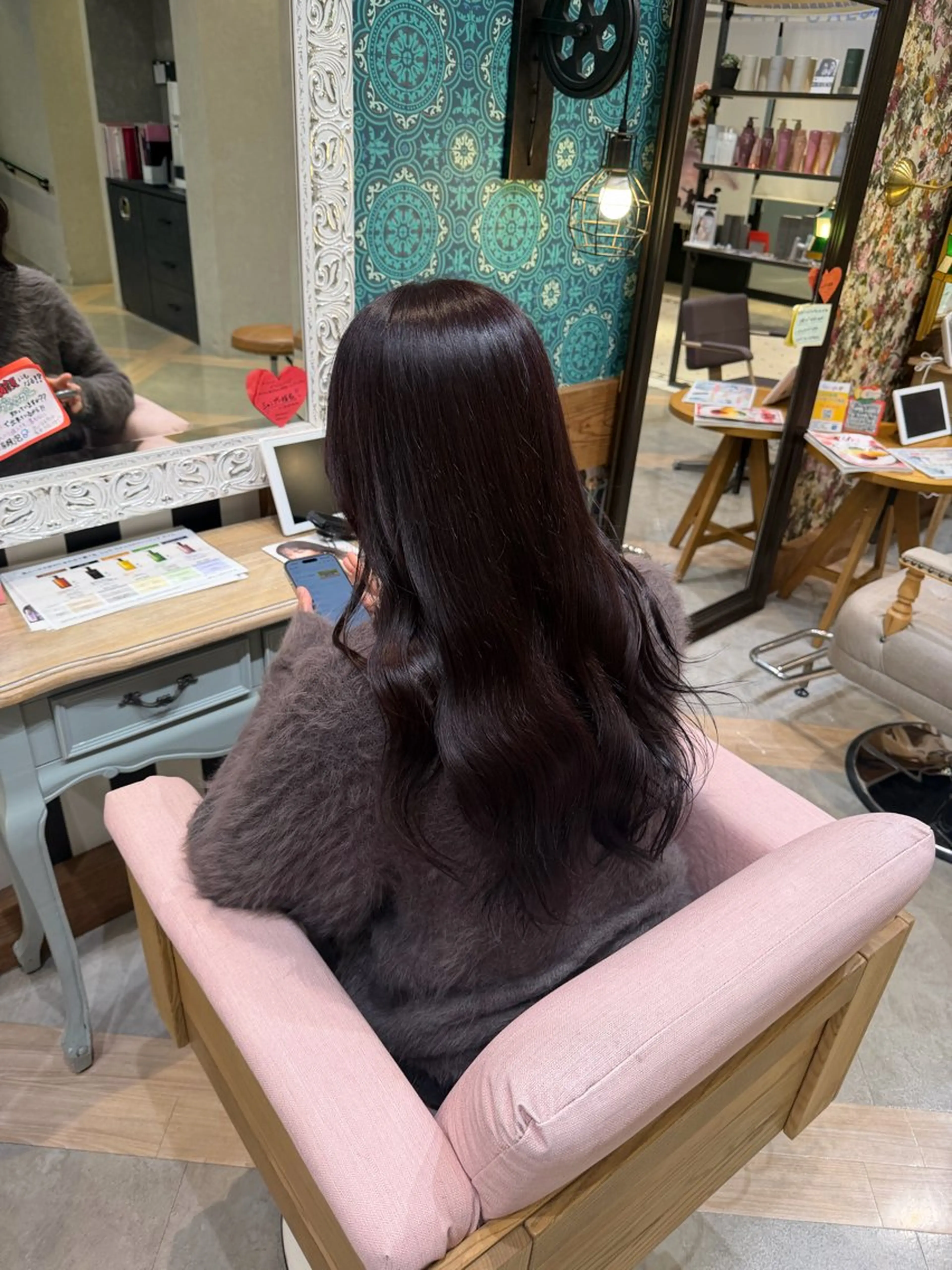 カラー ブリーチ ブラウンカラー ブリーチなしカラー ピンクカラー 前田 涼風のヘアスタイル