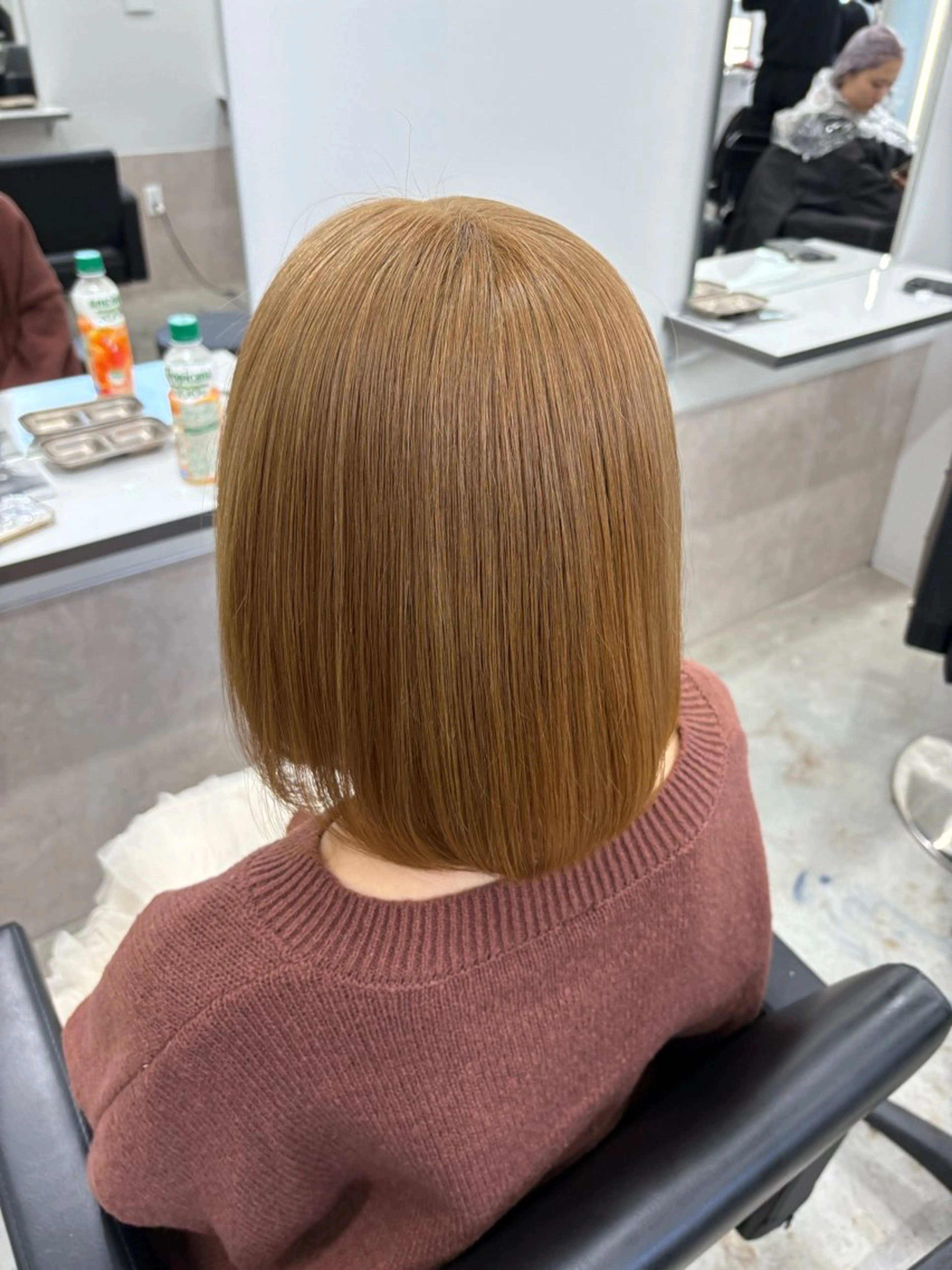 ミディアム カラー noa 寒色系カラーブリーチのヘアスタイル