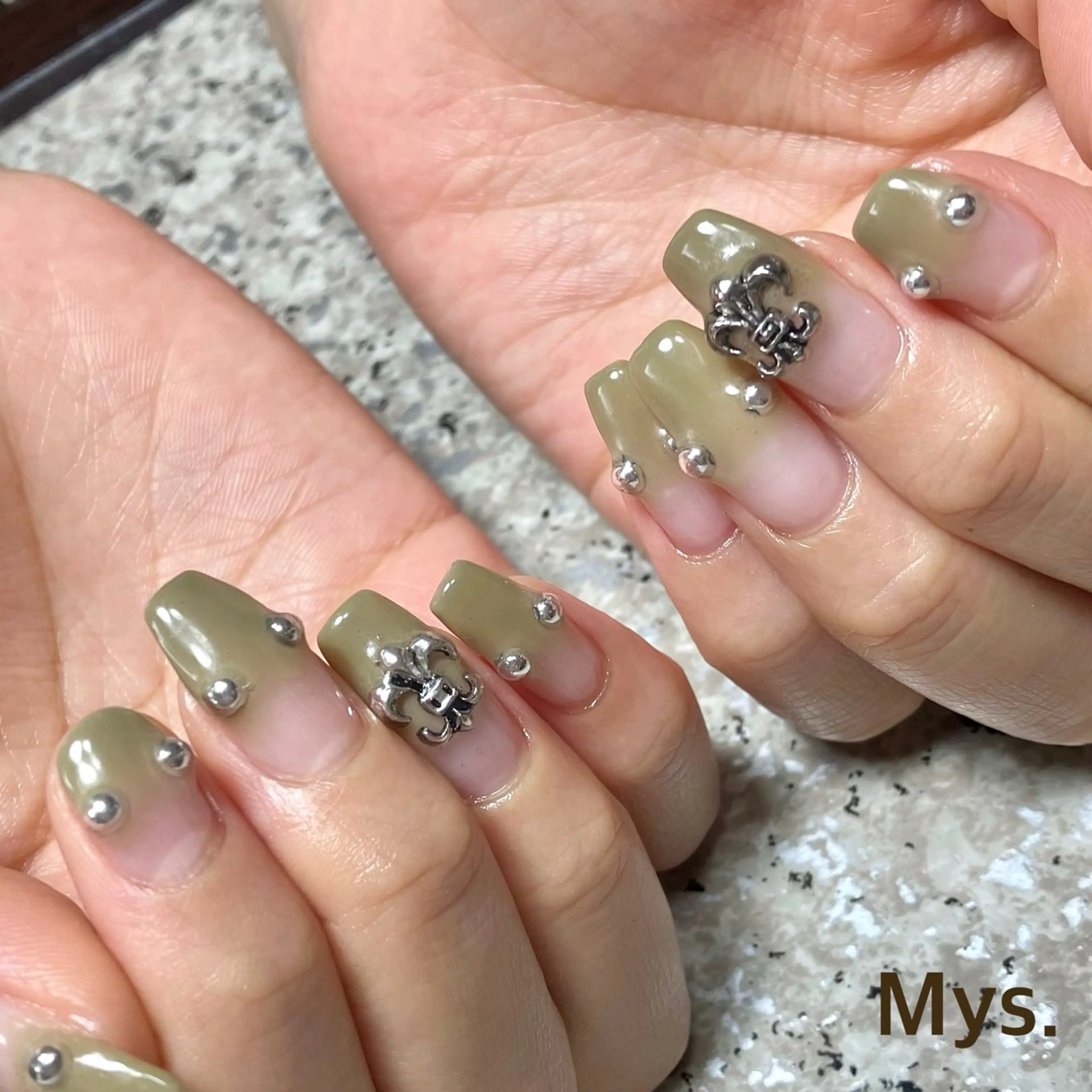 ネイル ハンドネイル Mys. 三上紗紀のネイルデザイン