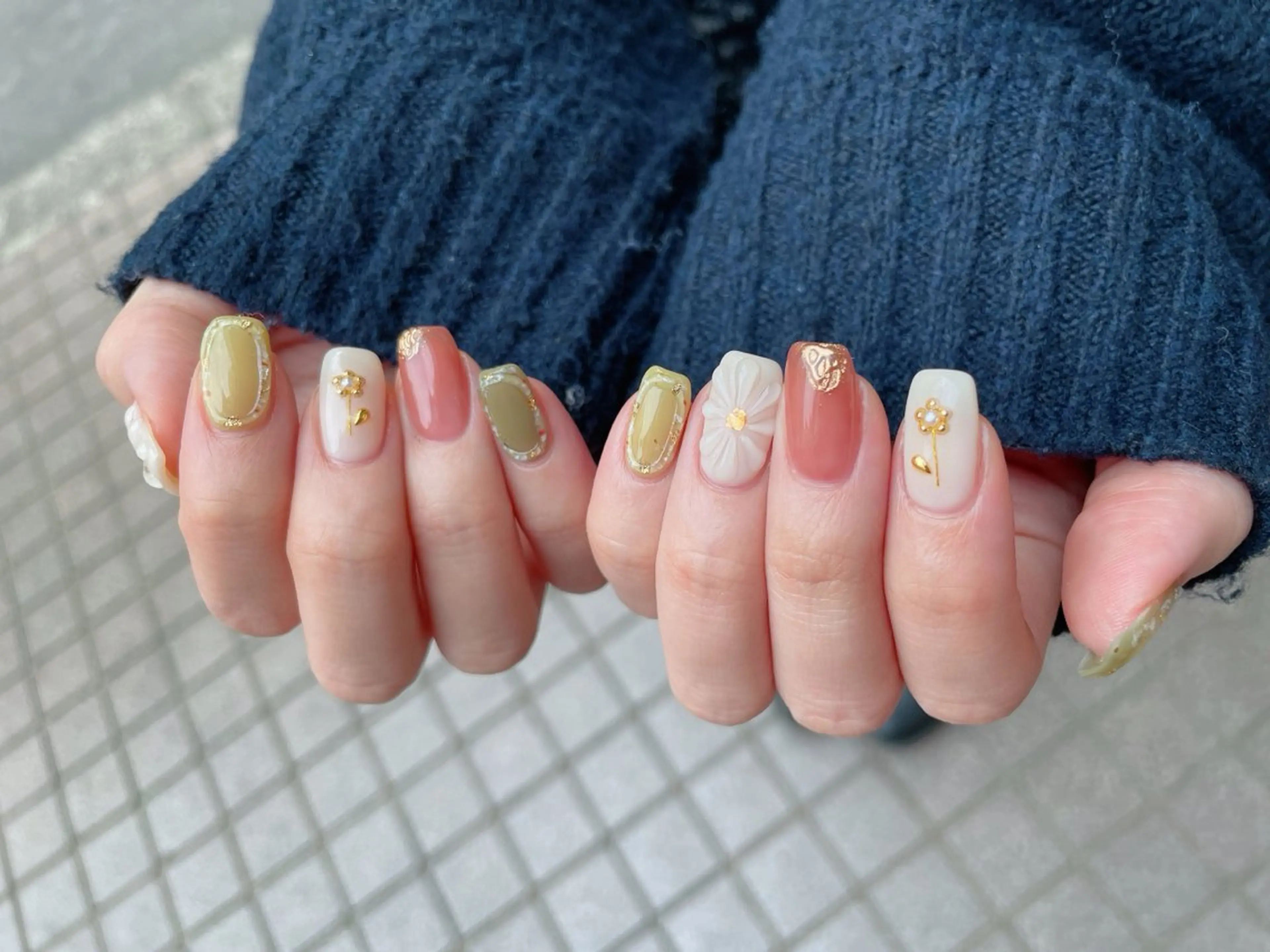 ネイル ジェルネイル ニュアンスネイル パラジェル 春ネイル nailroom  OHANA所属・nailroom OHANA🌴のネイルデザイン