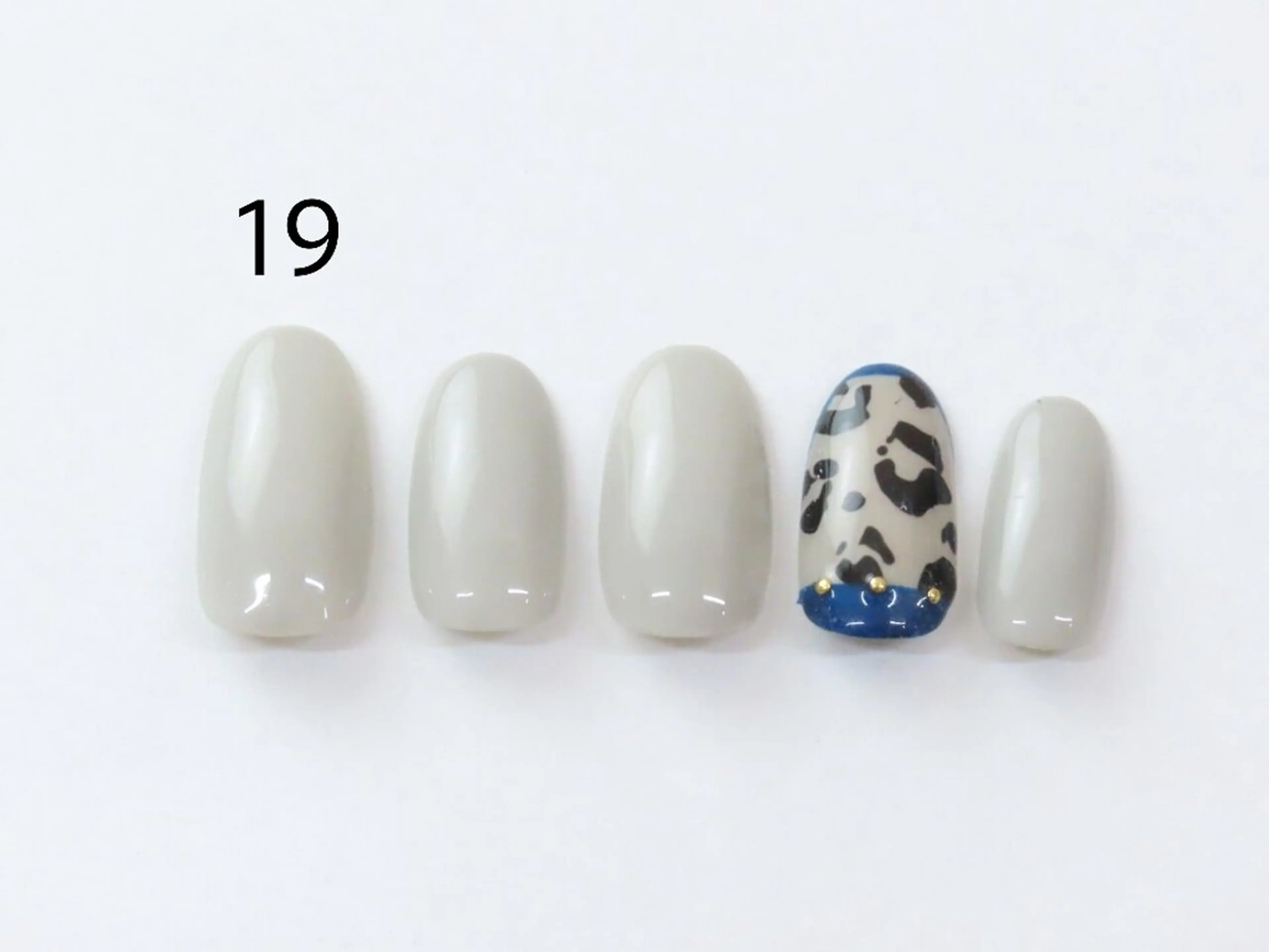 ネイル 韓国美容ジェルネイル専門店Maum新潟店所属・Maum 新潟店のマツエク・マツパデザイン