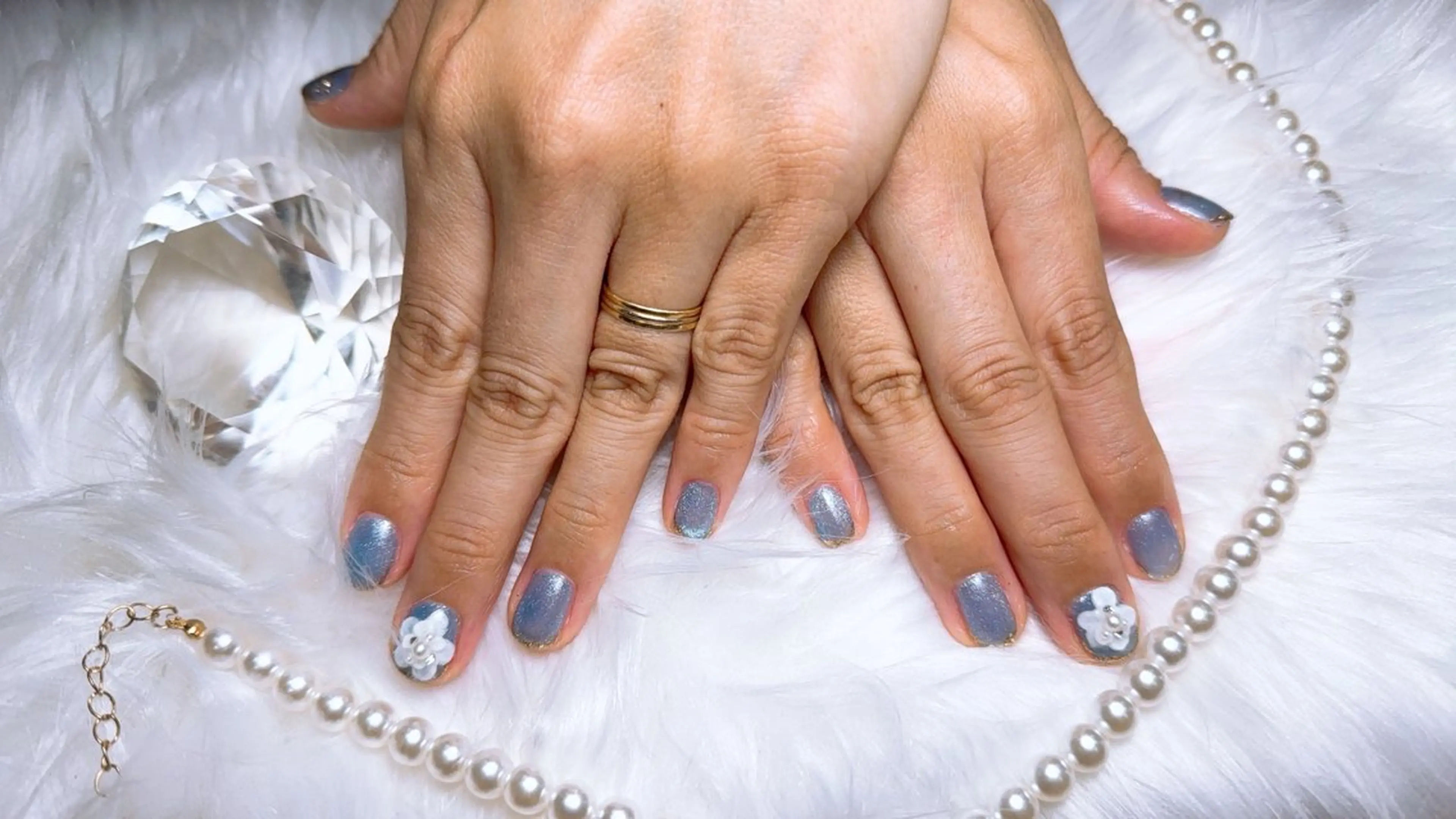 ネイル beauty park partage所属・藤 井のネイルデザイン