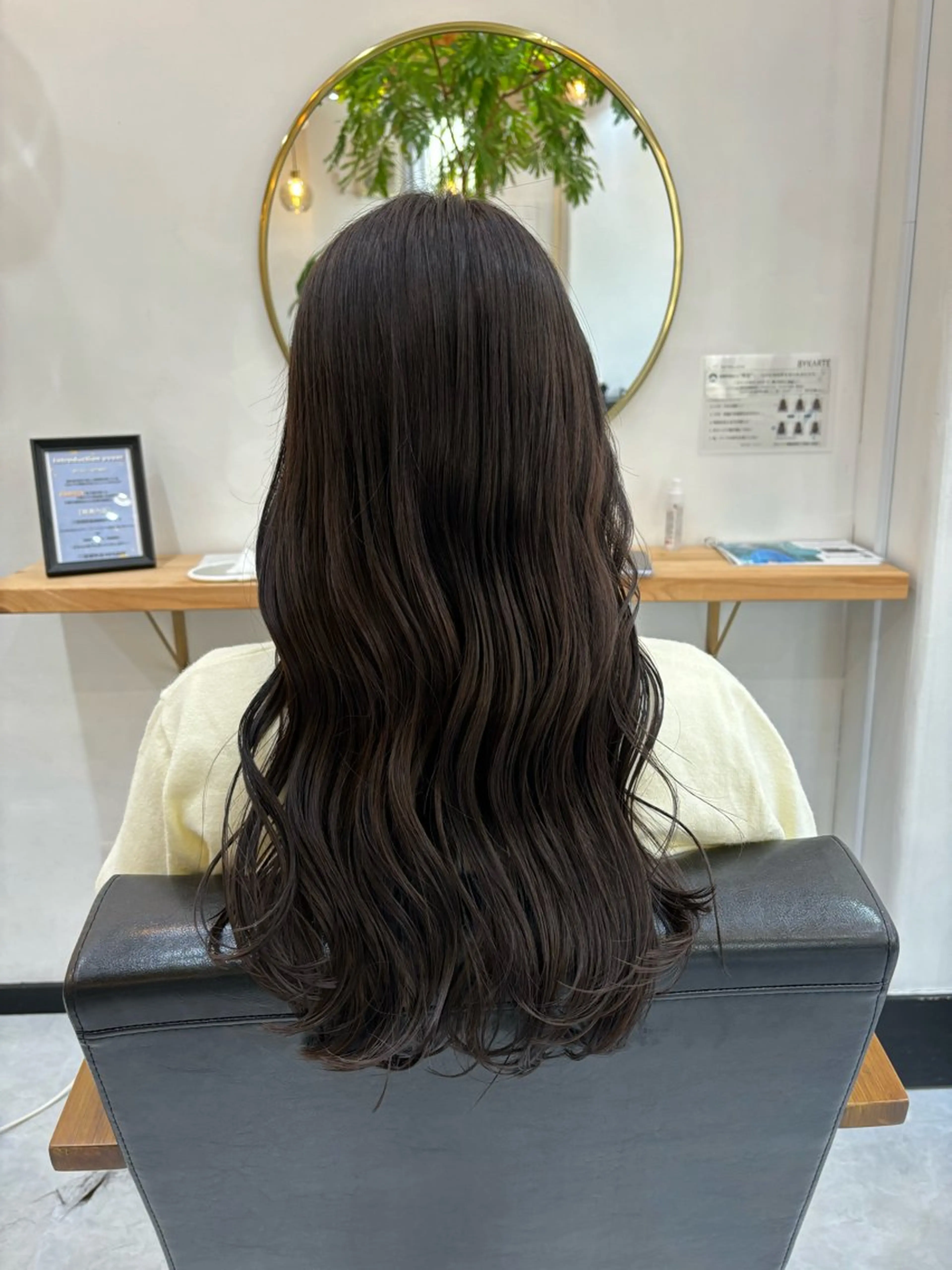 ロング カラー 高梨 菜々のヘアスタイル