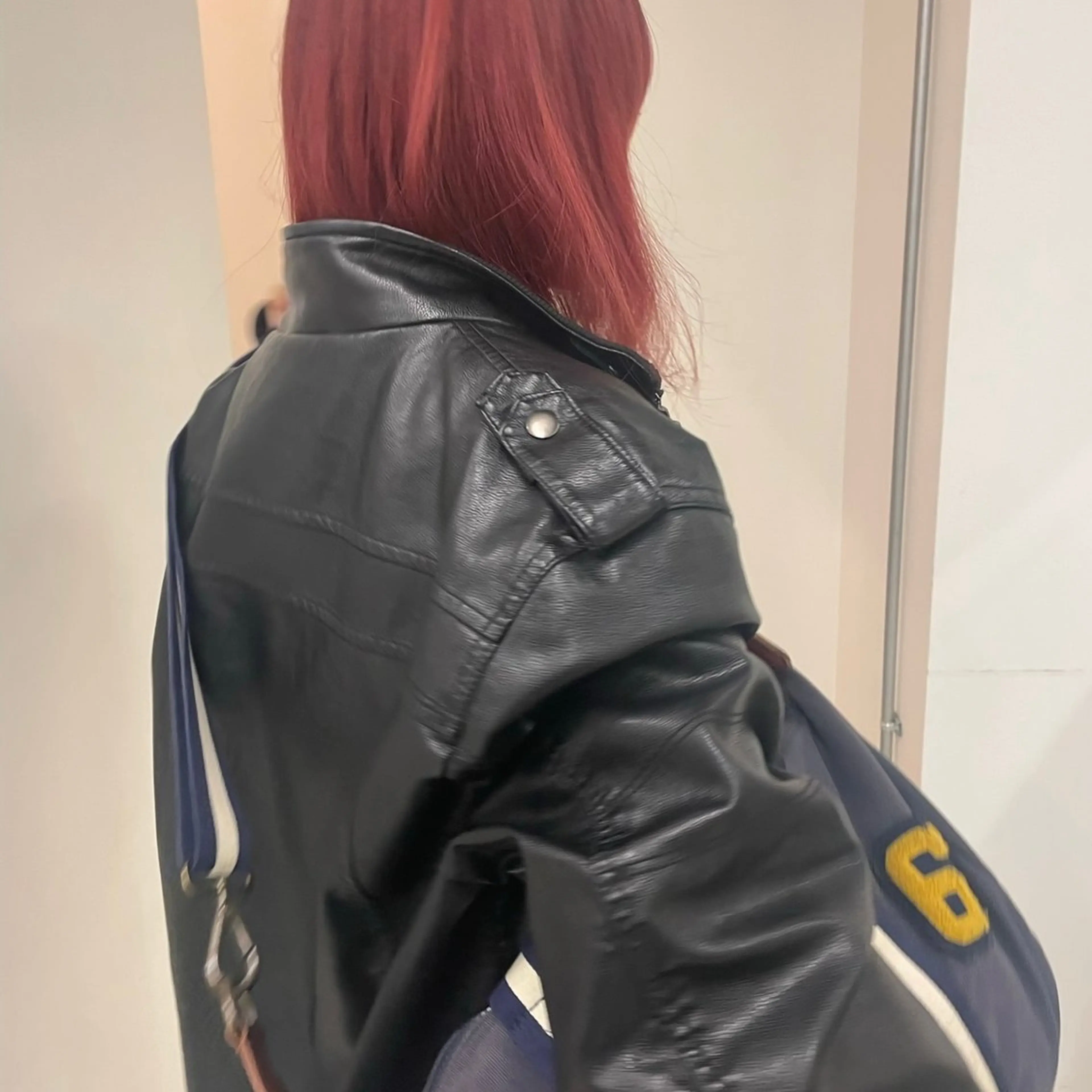 ミディアム カラー GO TODAY シェアサロン Flos店所属・耳つぼジュエリー 👂🏻🌸ayaのエステ・リラクイメージ