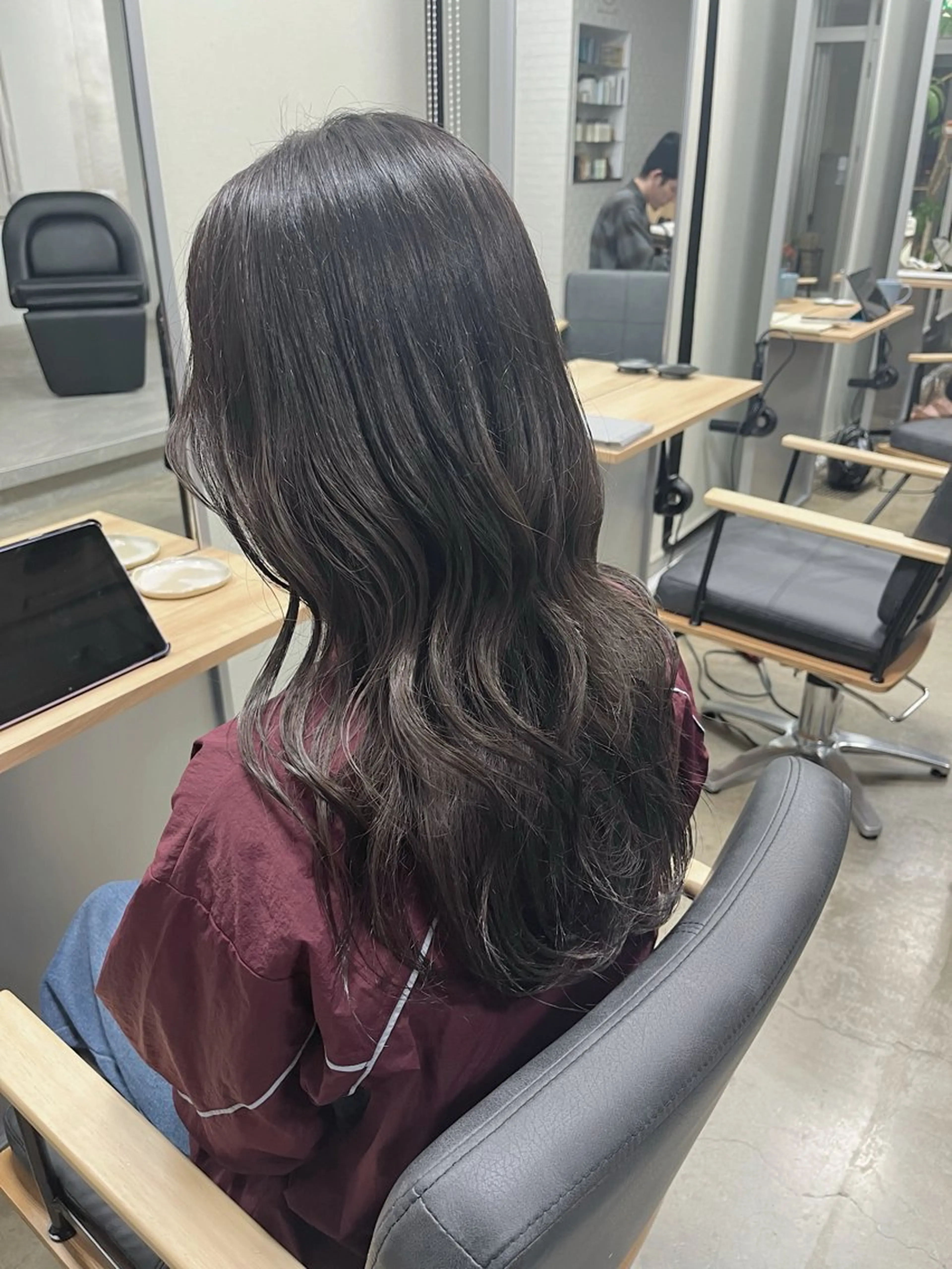 セミロング 荒川泰輝/オリーブ カラー/透明感カラーのヘアスタイル