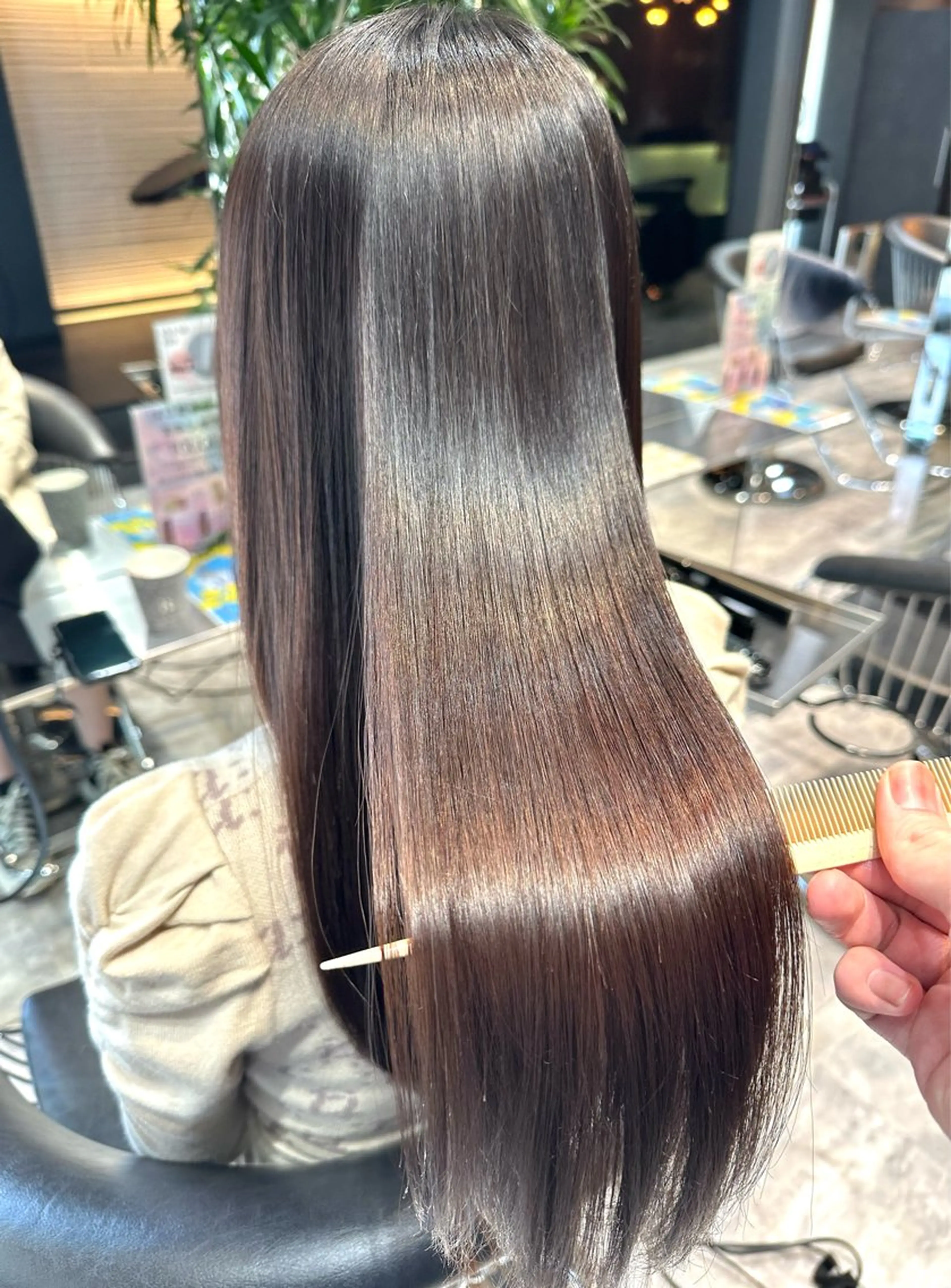 ロング ケアカラー 髪質改善 トリートメント 酸性ストレート 酸熱トリートメント ヘアカラー 縮毛矯正 トリートメント 美髪矯正/酸性ストレ ート/艶カラー/堅田のヘアスタイル