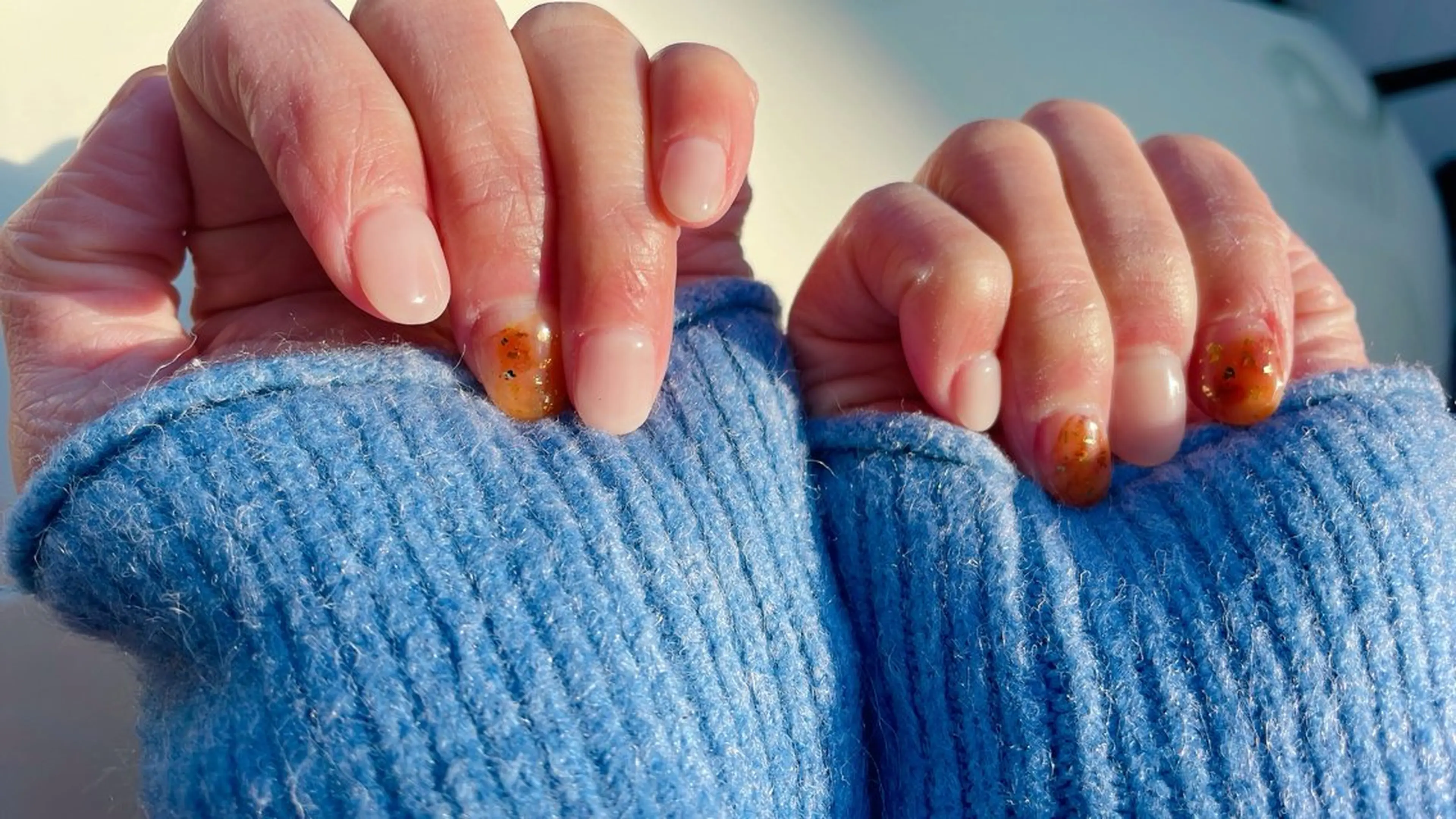 ネイル ニュアンスネイル ワンカラーネイル ハンドネイル 三原 麻佑のネイルデザイン