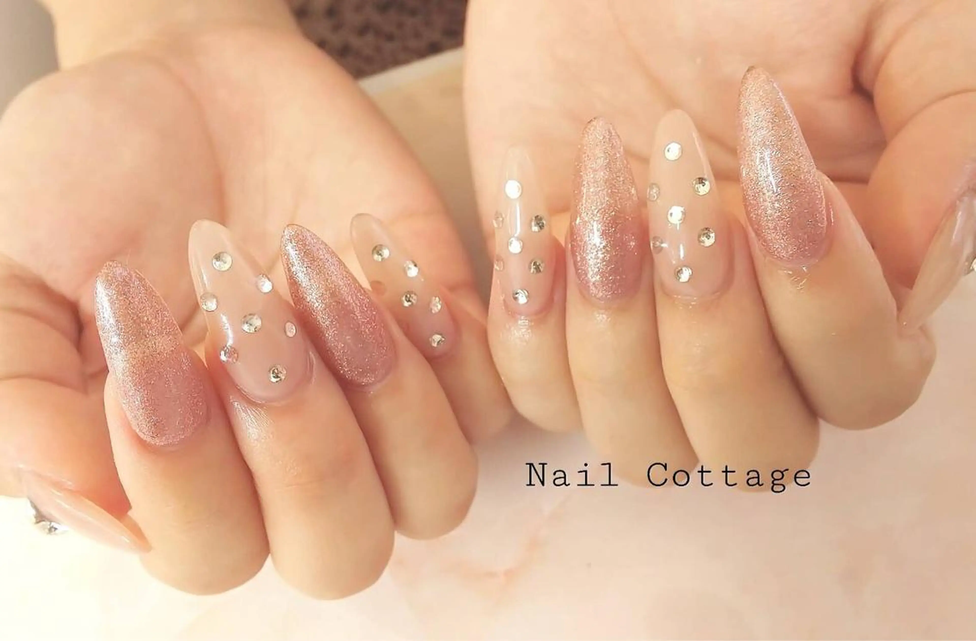 ネイル アートネイル ジェルネイル ハート キラキラネイル 韓国ネイル ハンドネイル Nail cottageのネイルデザイン