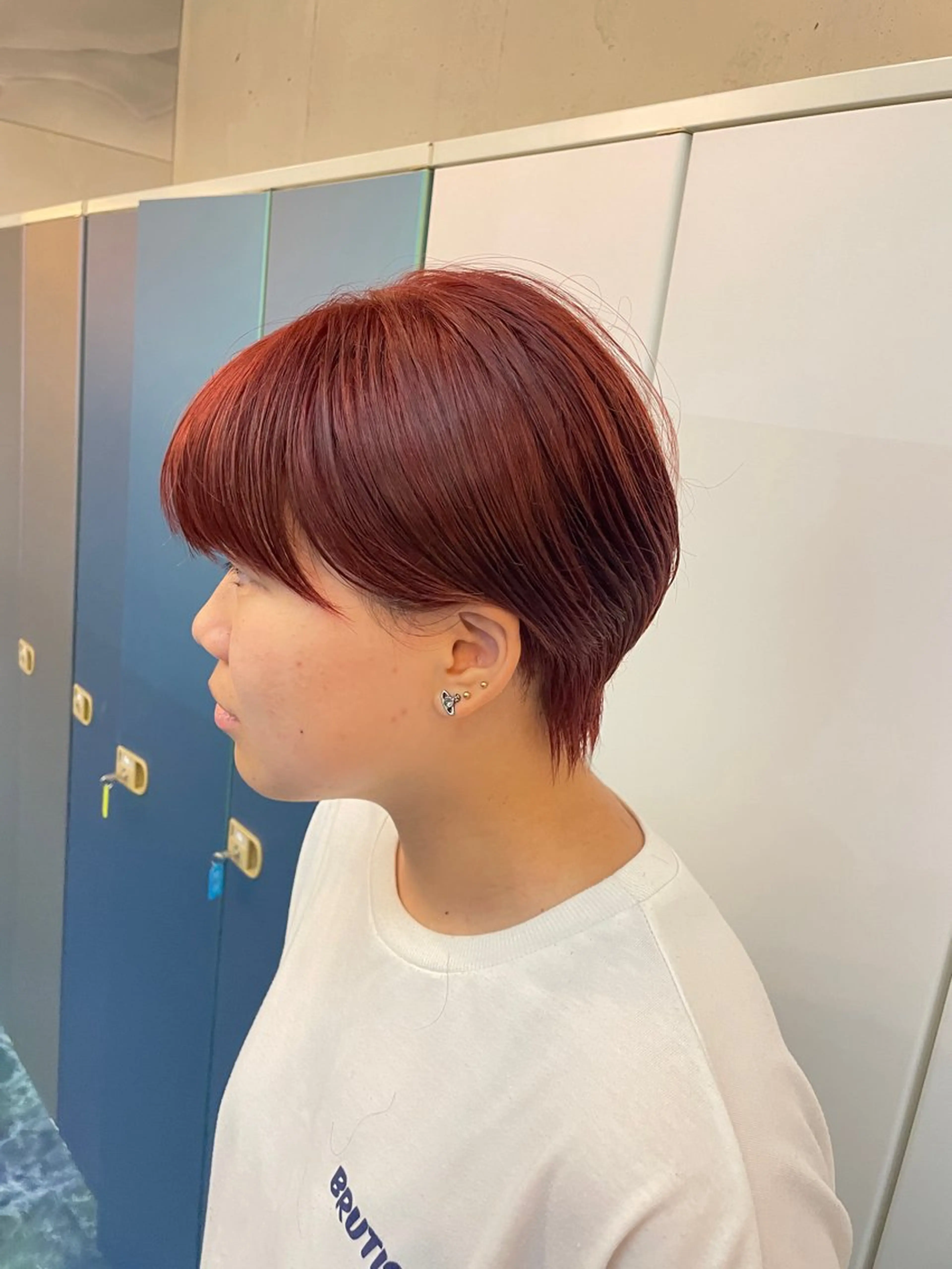 ショート ヘアカラー ショート 嶋津祥希のヘアスタイル