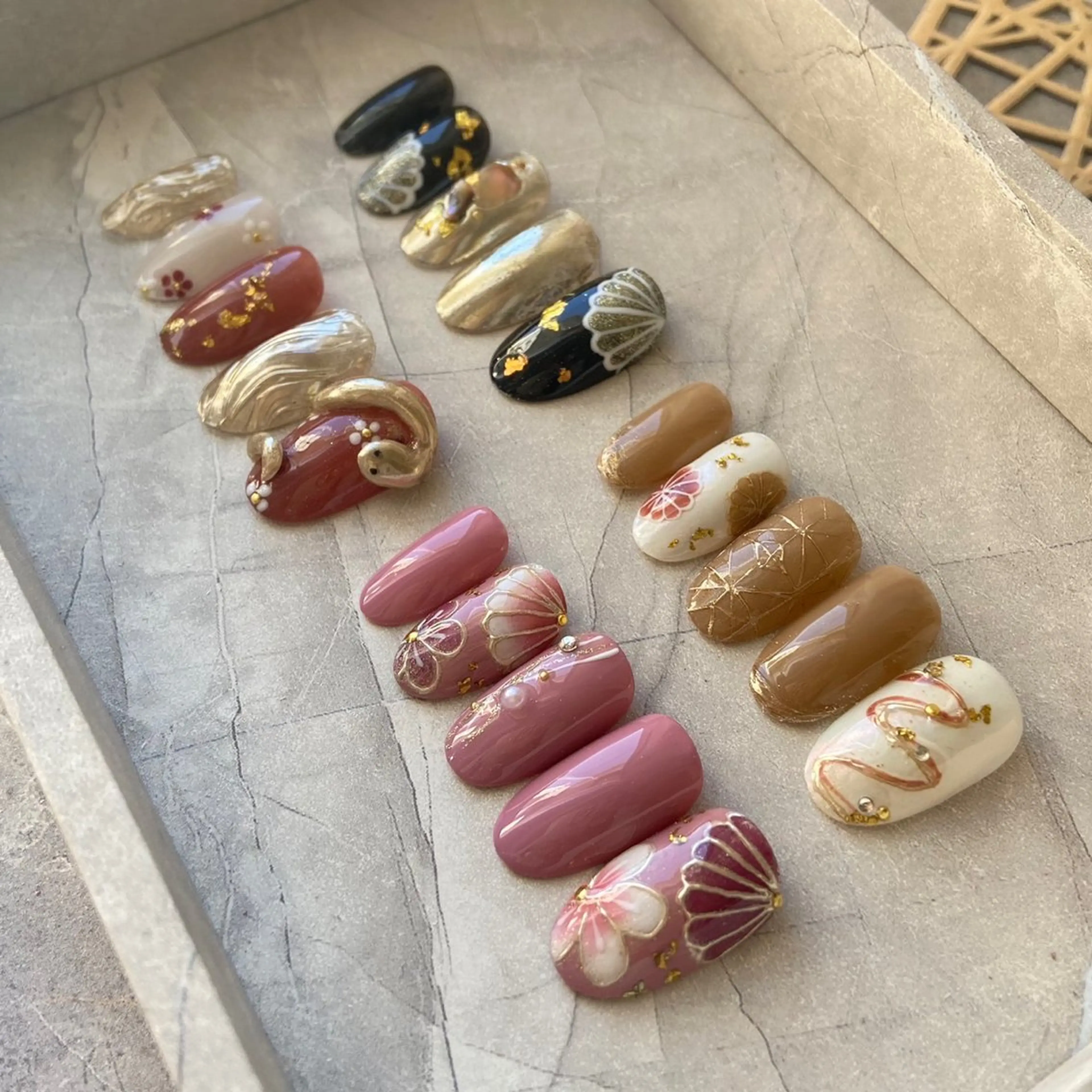 ネイル 成人式 ブライダルネイル private salon MUMEI所属・🫧 KAORIのネイルデザイン