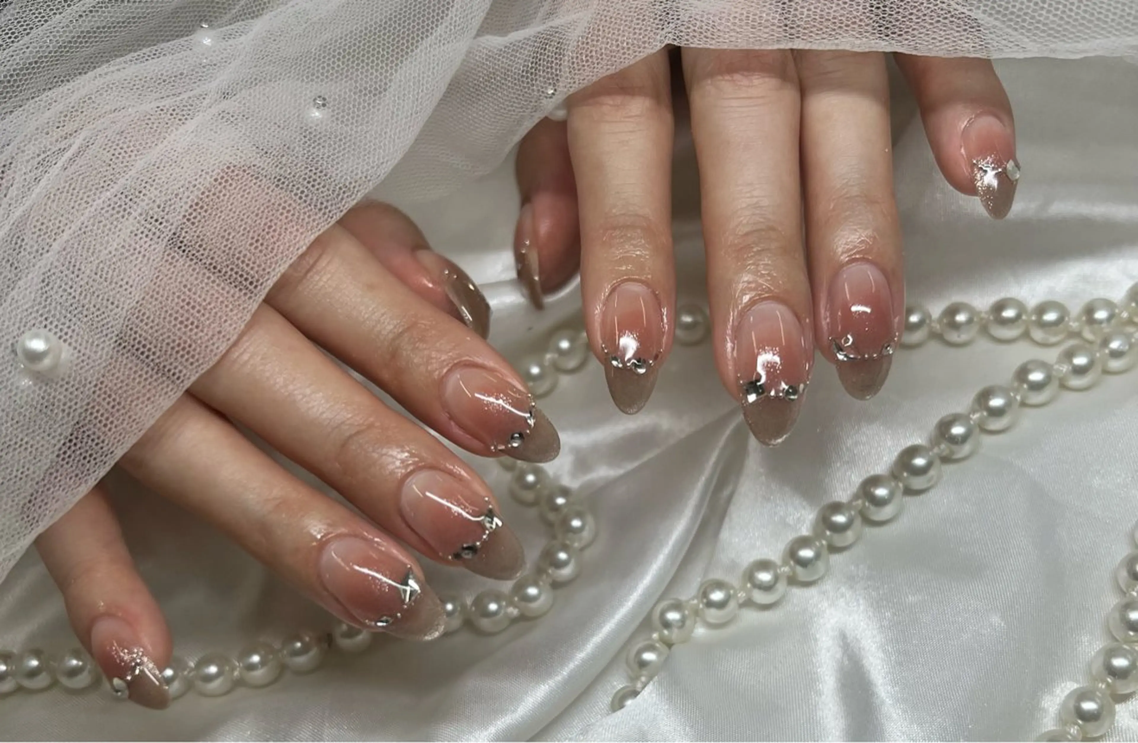 セミロング ハンドネイル Ange Nailistのネイルデザイン