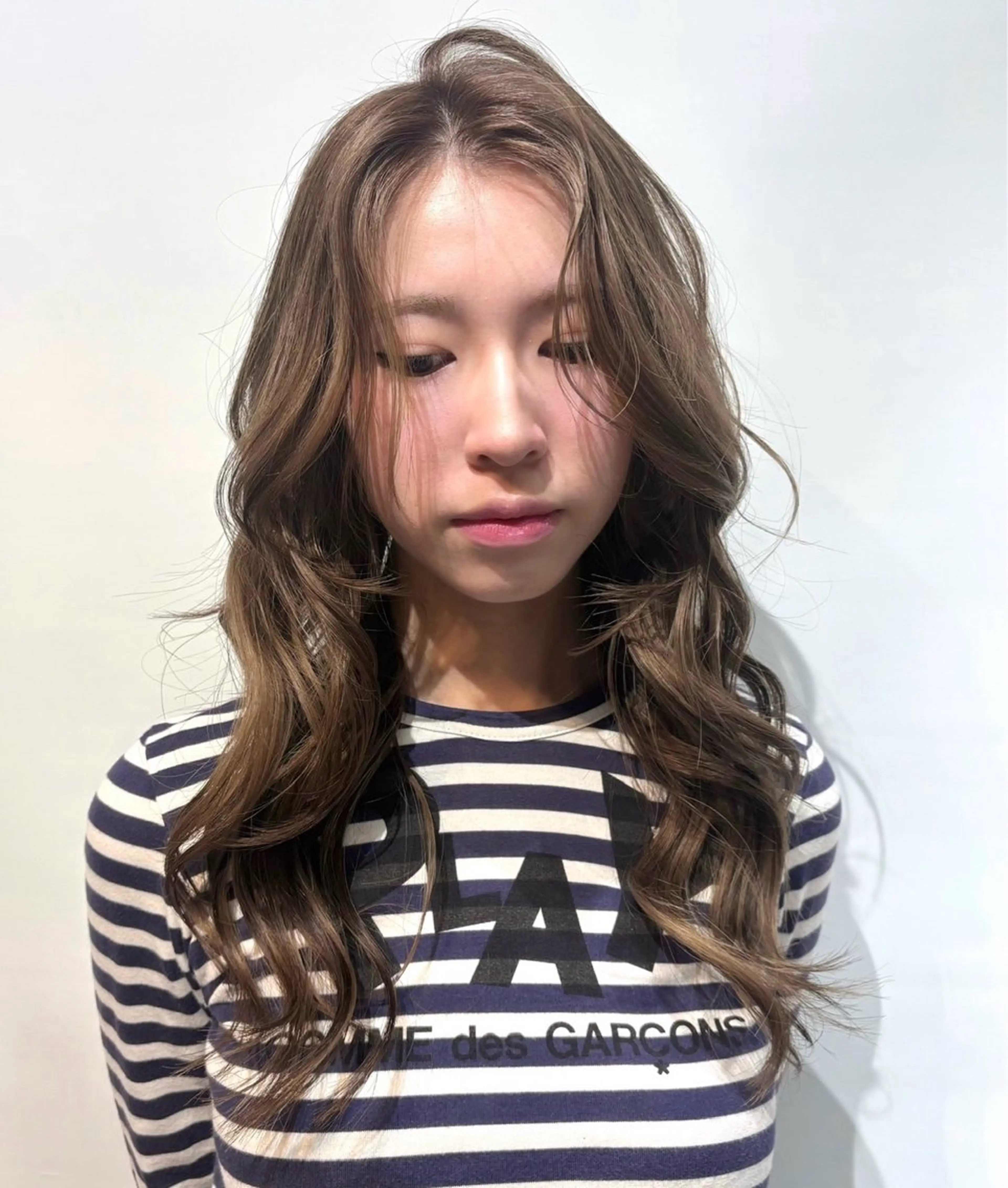 セミロング カット ヘアカラー トリートメント フェミニン/ 透明感カラー/ナツミのヘアスタイル