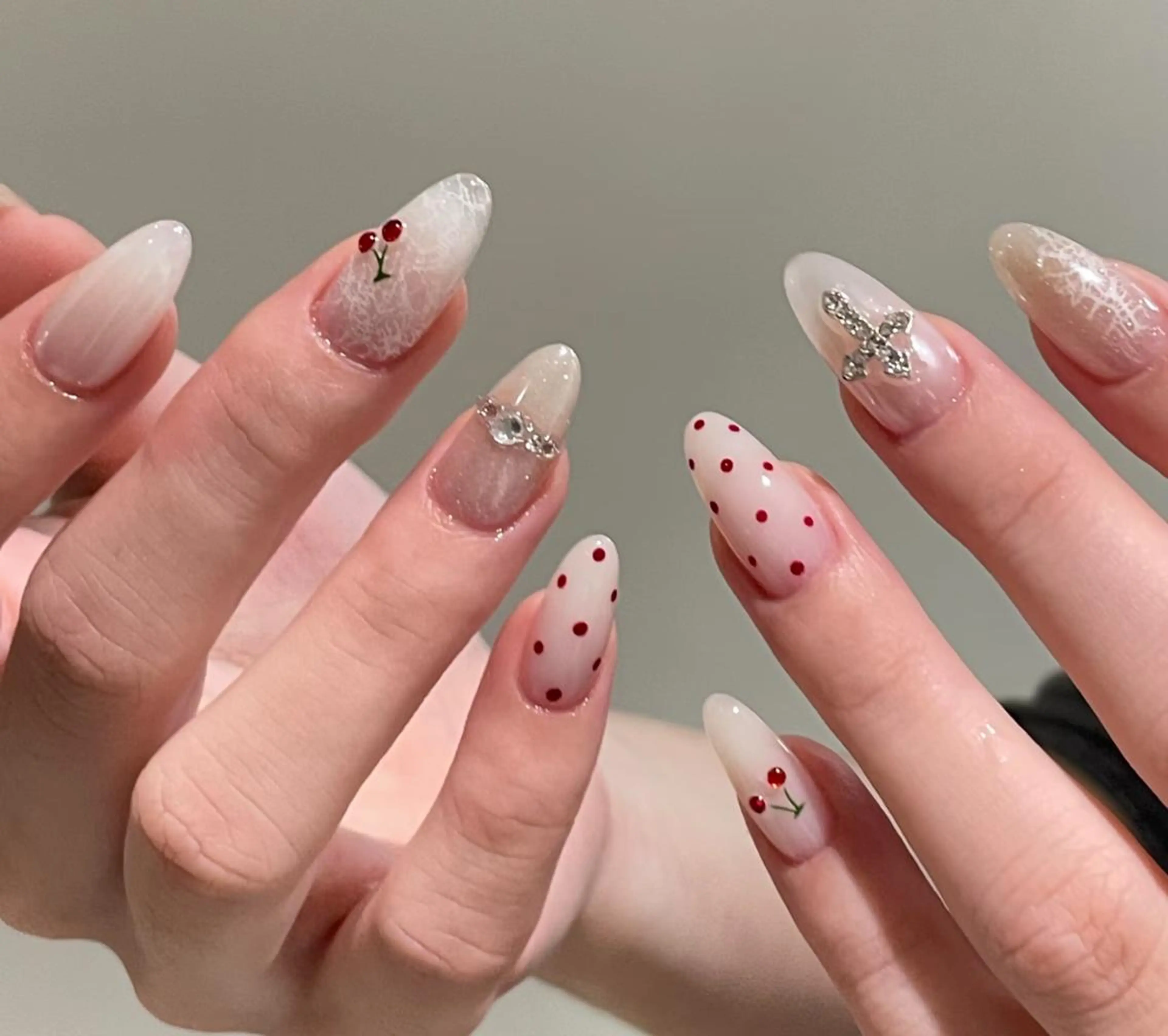ネイル ハンドネイル 🎀 NaNa_nailのネイルデザイン