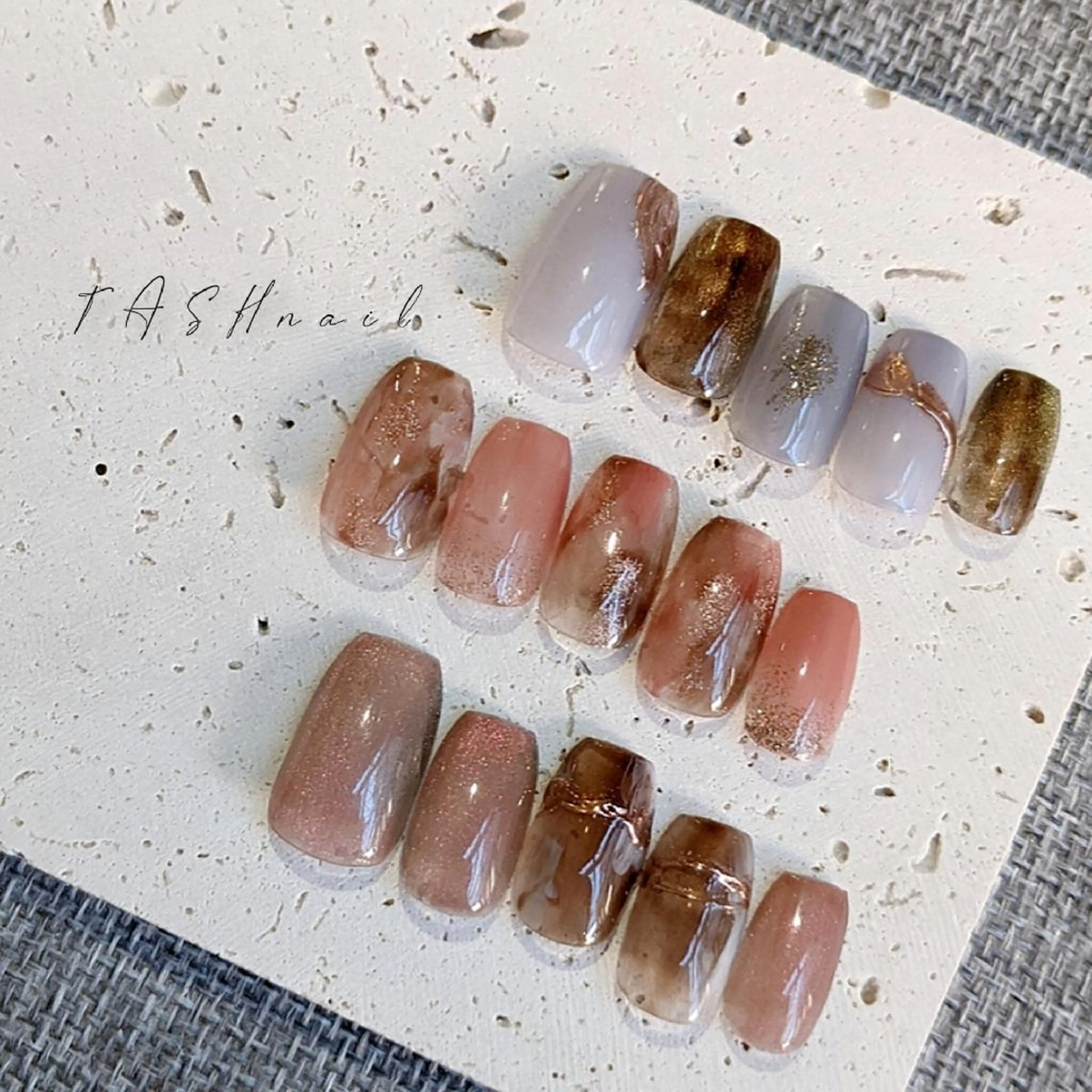 ネイル TASH nailのネイルデザイン