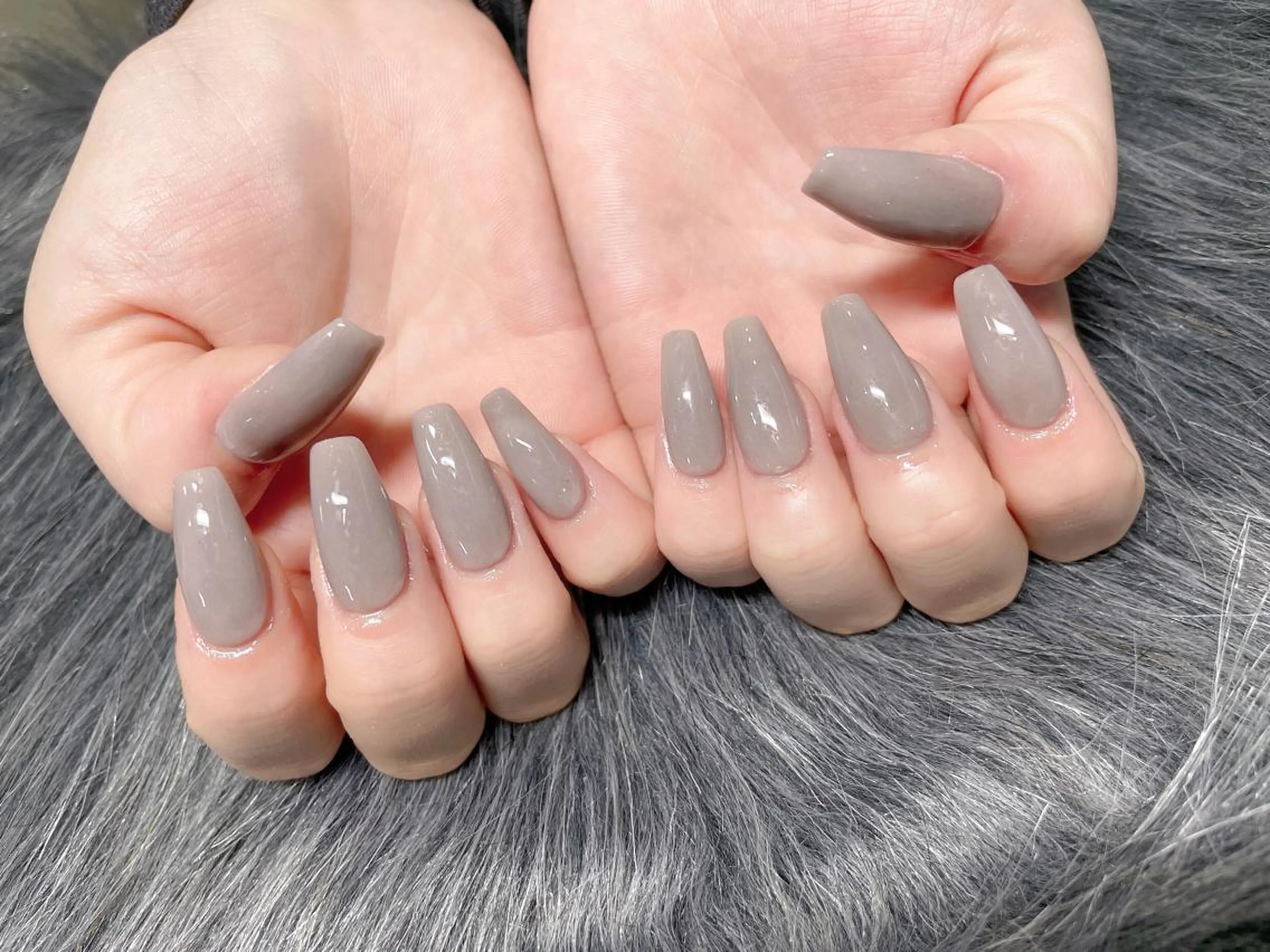 ミディアム ネイル ハンドネイル 《LB》ラブリエ Nail&eyeのマツエク・マツパデザイン