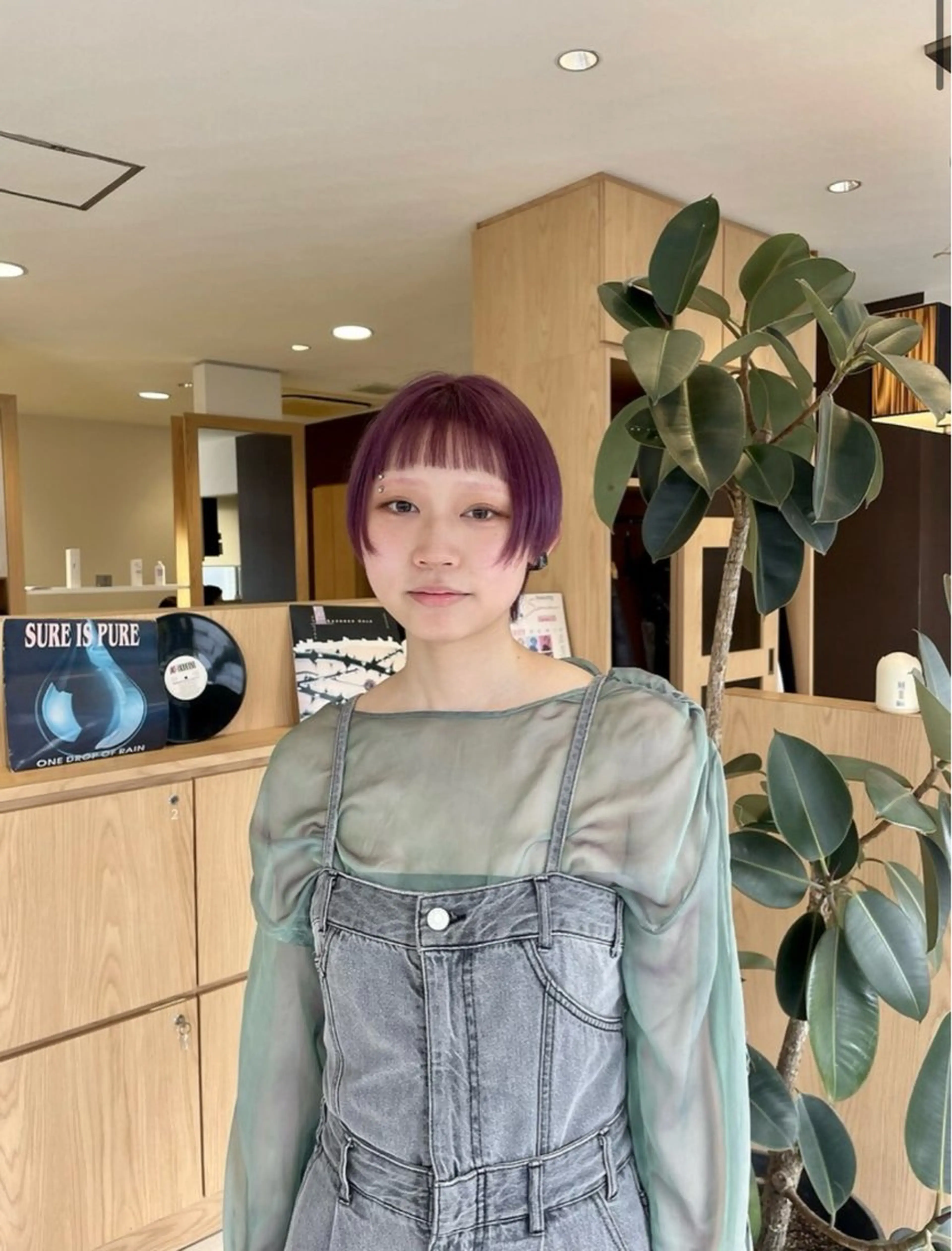 ショート カット ヘアカラー トリートメント 能松 玲奈のヘアスタイル