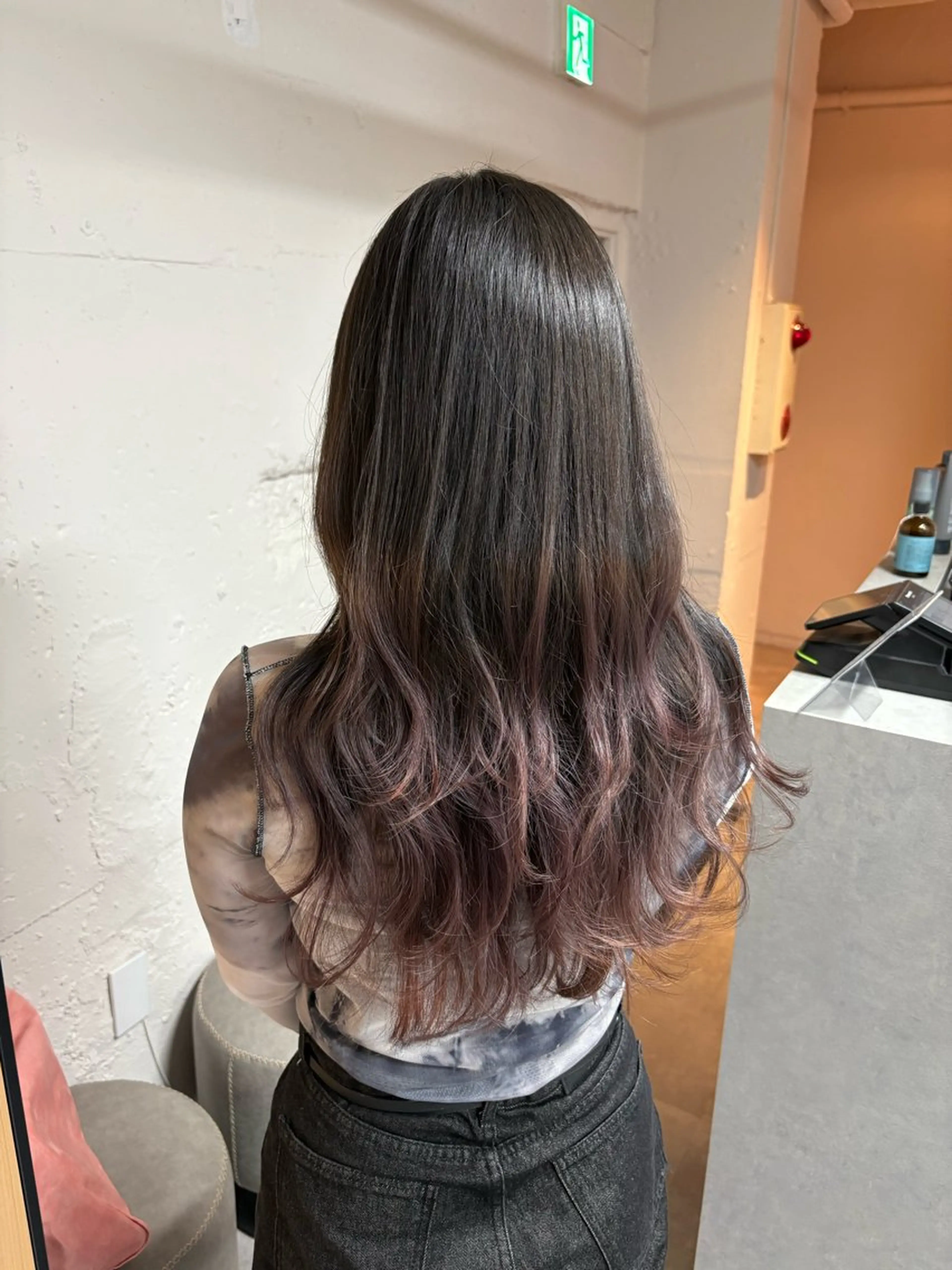 ロング カット ヘアカラー tokute 中野真咲🐺のヘアスタイル