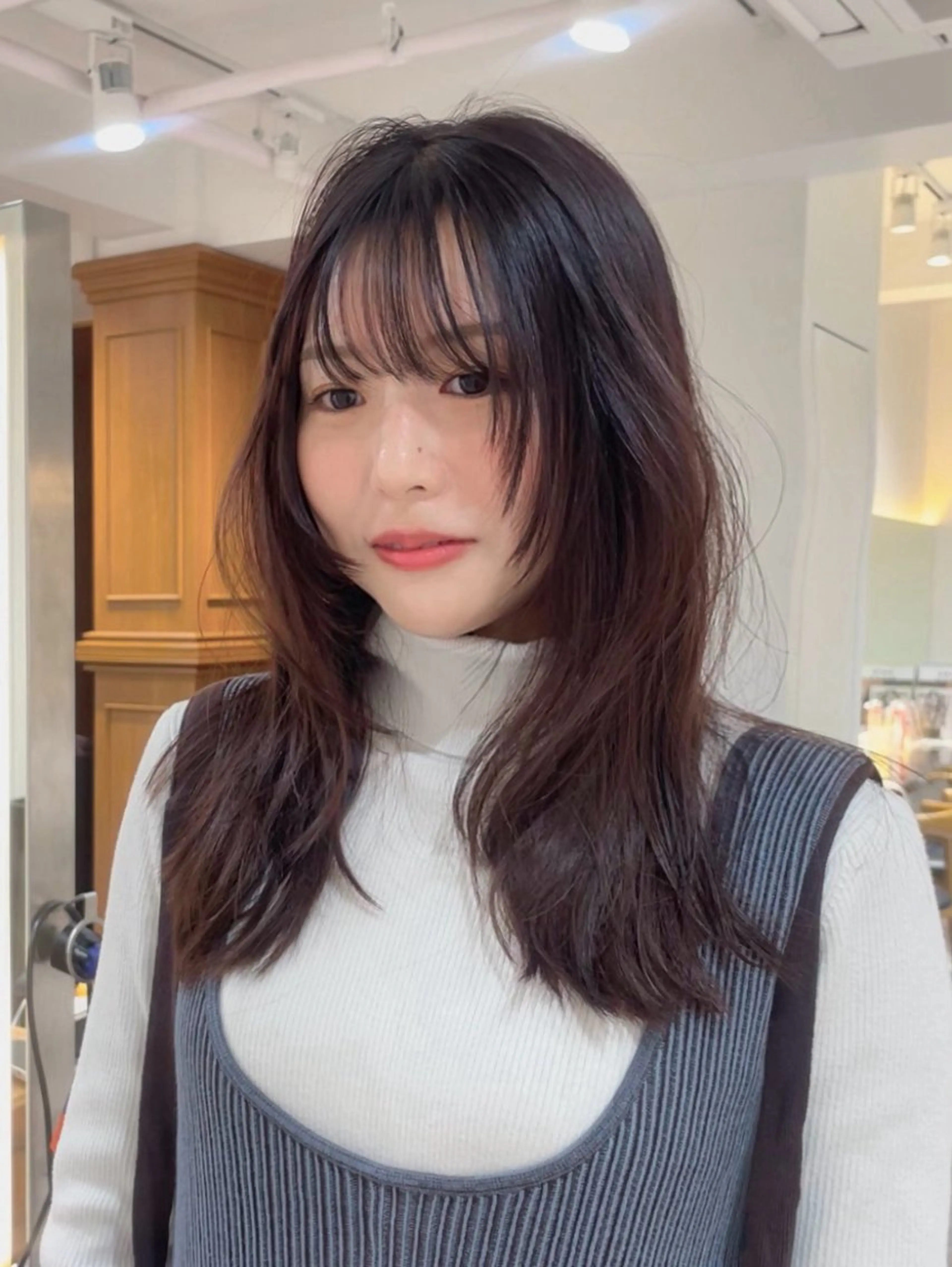 セミロング カラー ブリーチ ハイトーンカラー ボブ 髪質改善 韓国風ヘア レイヤー/ブリーチ ♥️【木坂 桃歌】のヘアスタイル