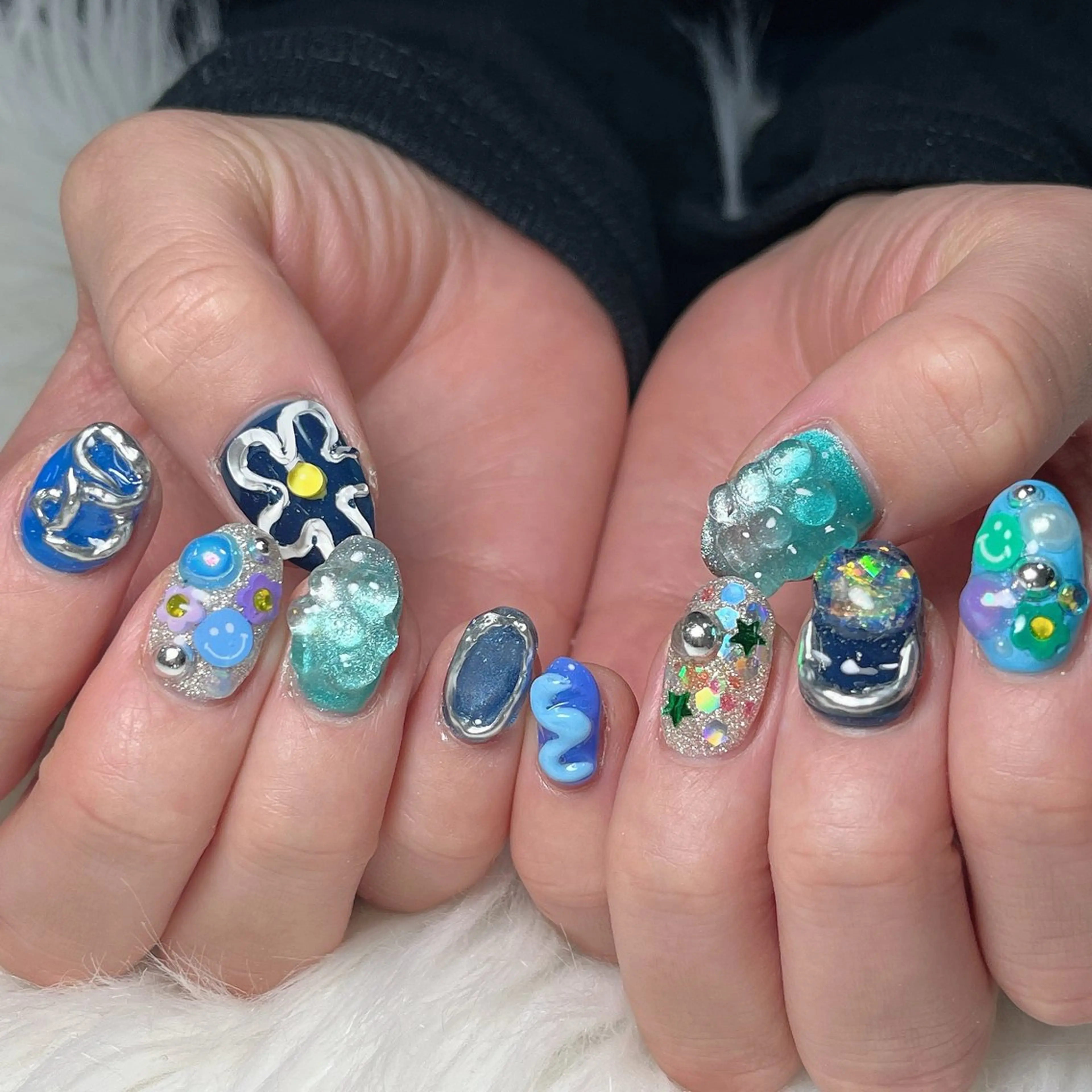 ネイル 韓国ネイル ラメ(グリッター) 持ち込み ハンドネイル 🐕‍🦺Yappy 💗A-tanのネイルデザイン