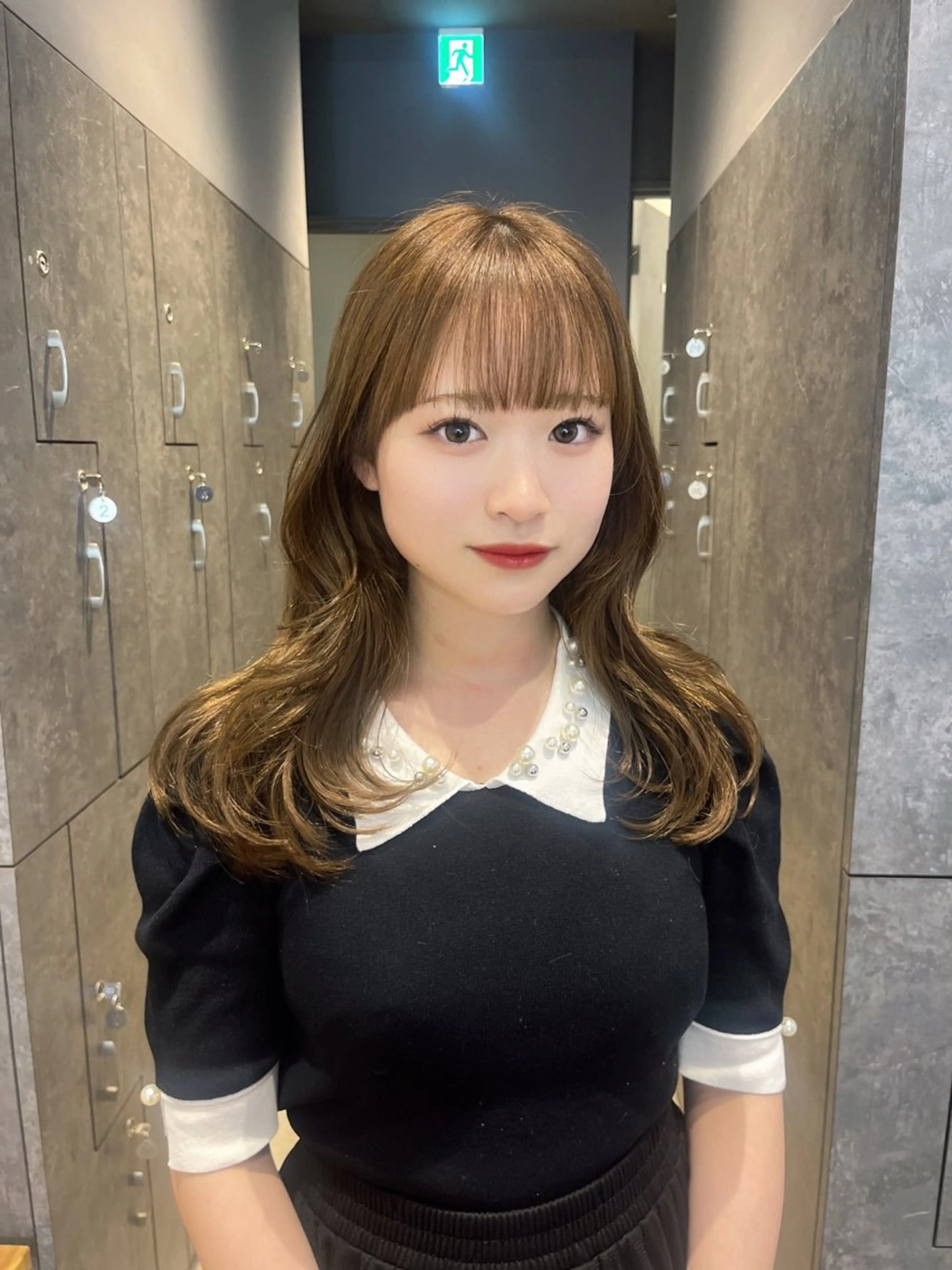 ロング レイヤーカット 前嶋 愛友のヘアスタイル