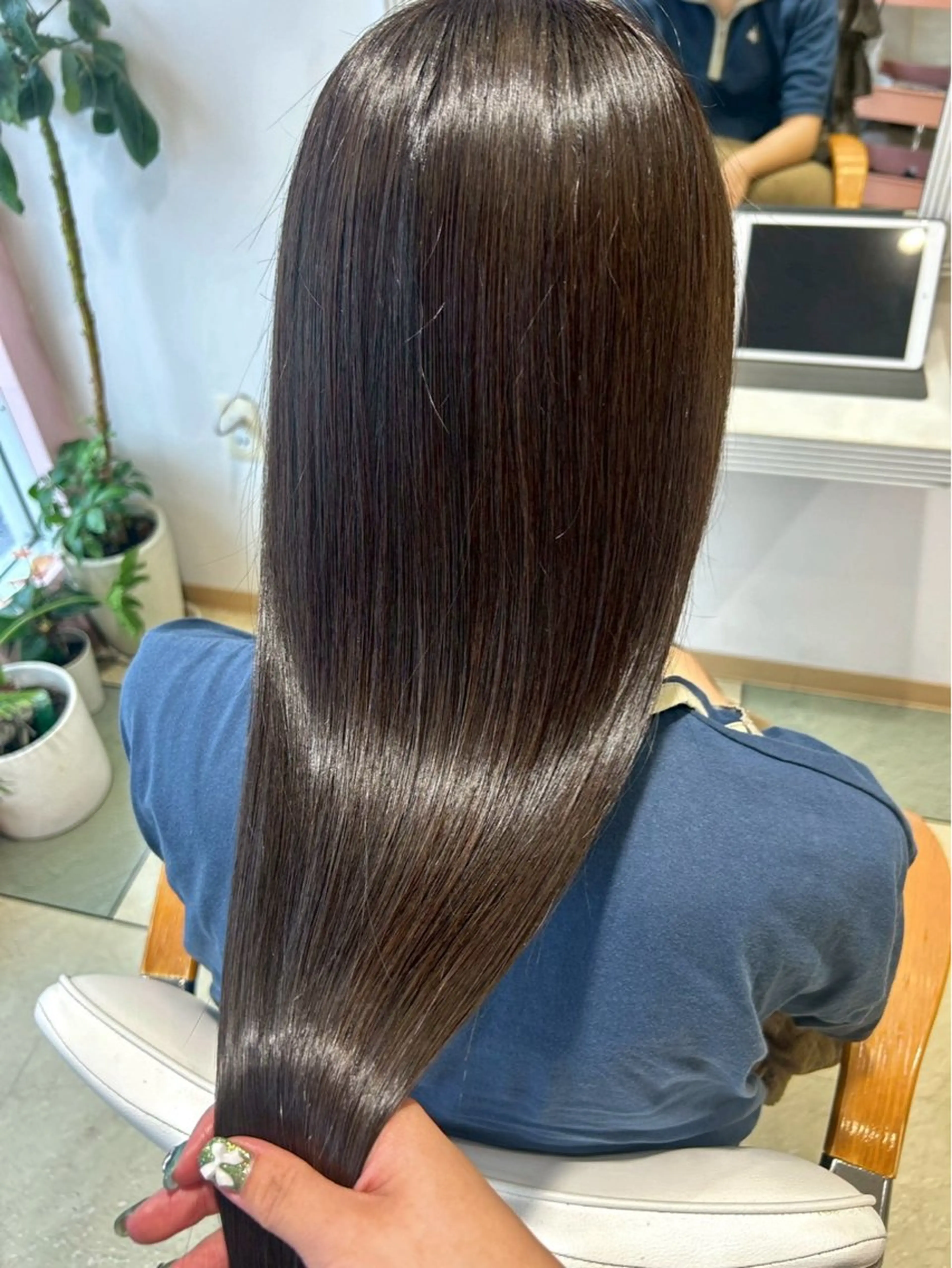 ロング カラー カット 縮毛矯正 ブリーチなし艶カラー /いくののヘアスタイル