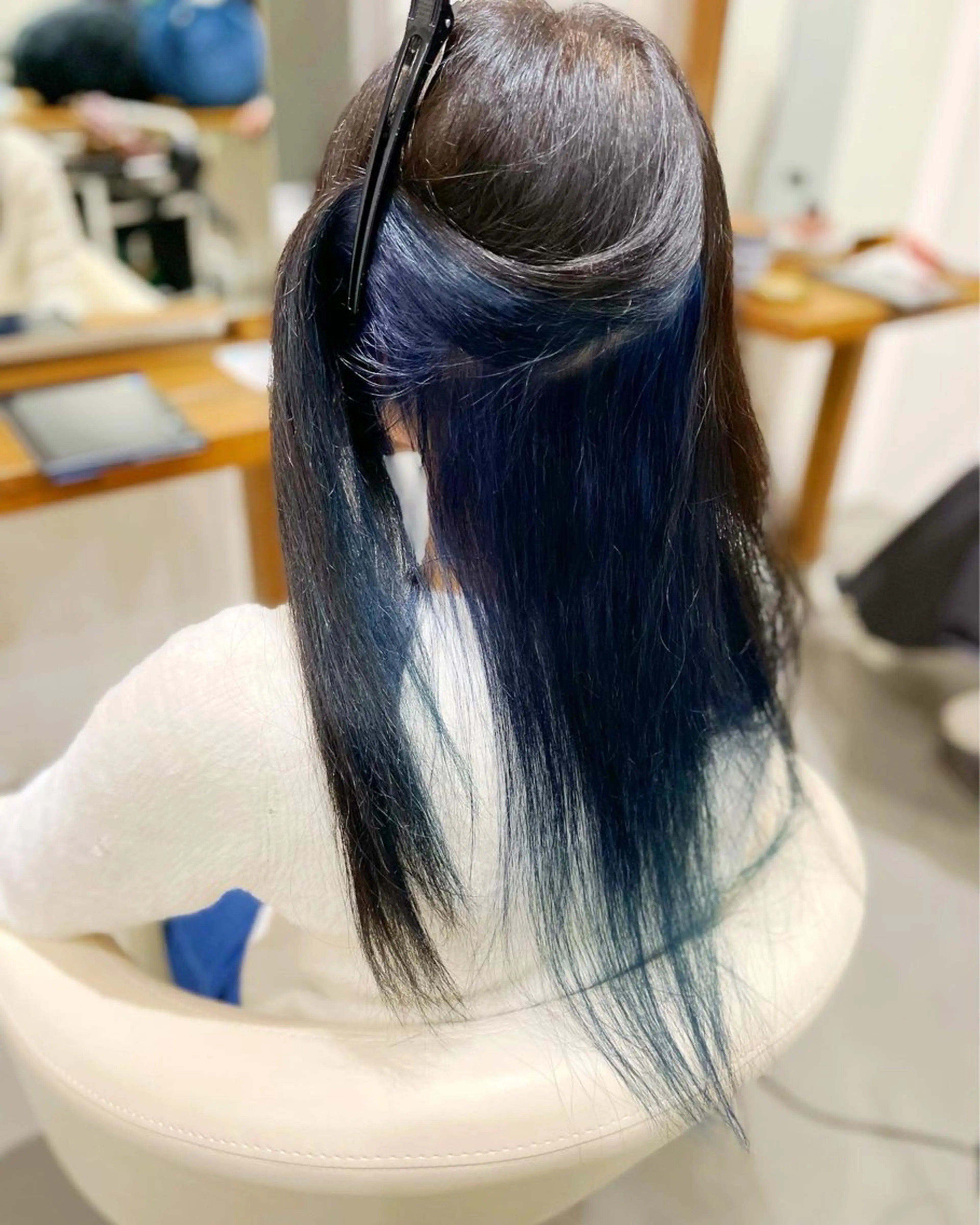 ロング カラー ブリーチ ブルーカラー インナーカラー 🎨 SHIORI🥀のヘアスタイル