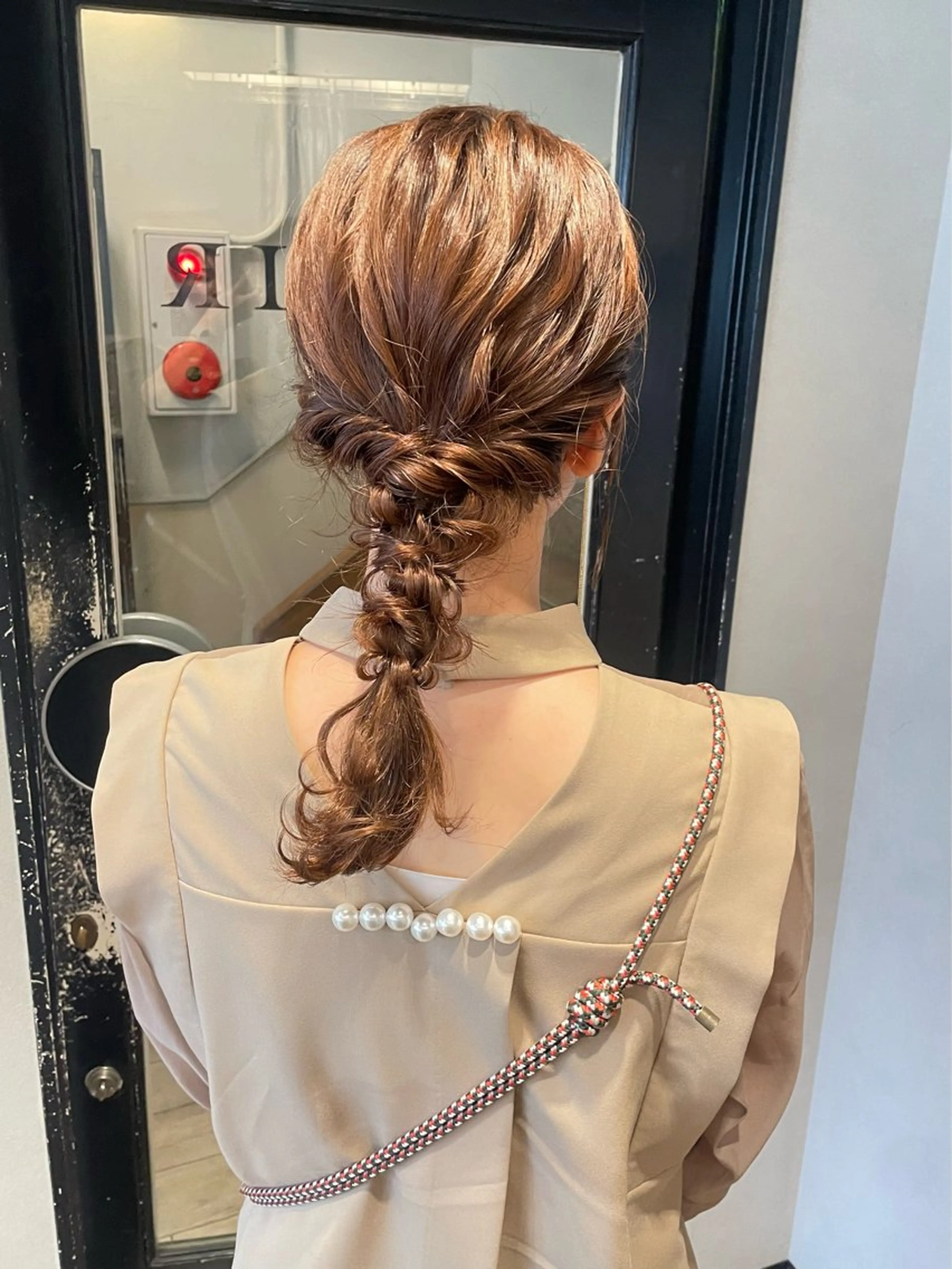 ミディアム ヘアアレンジ MIREI /韓国風 ショート/大阪美容室のヘアスタイル