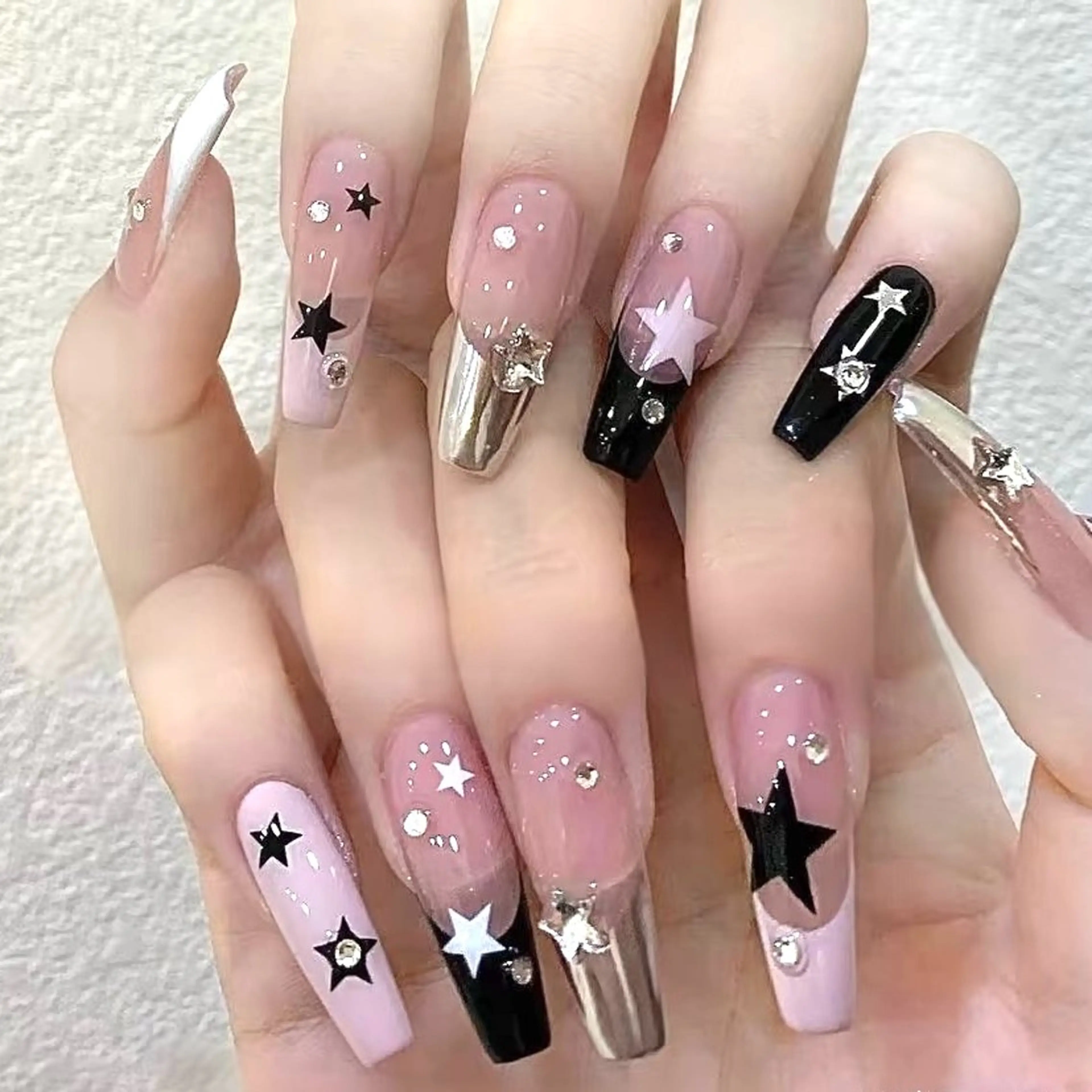 ネイル ハンドネイル ハンドケア minami ネイルのネイルデザイン