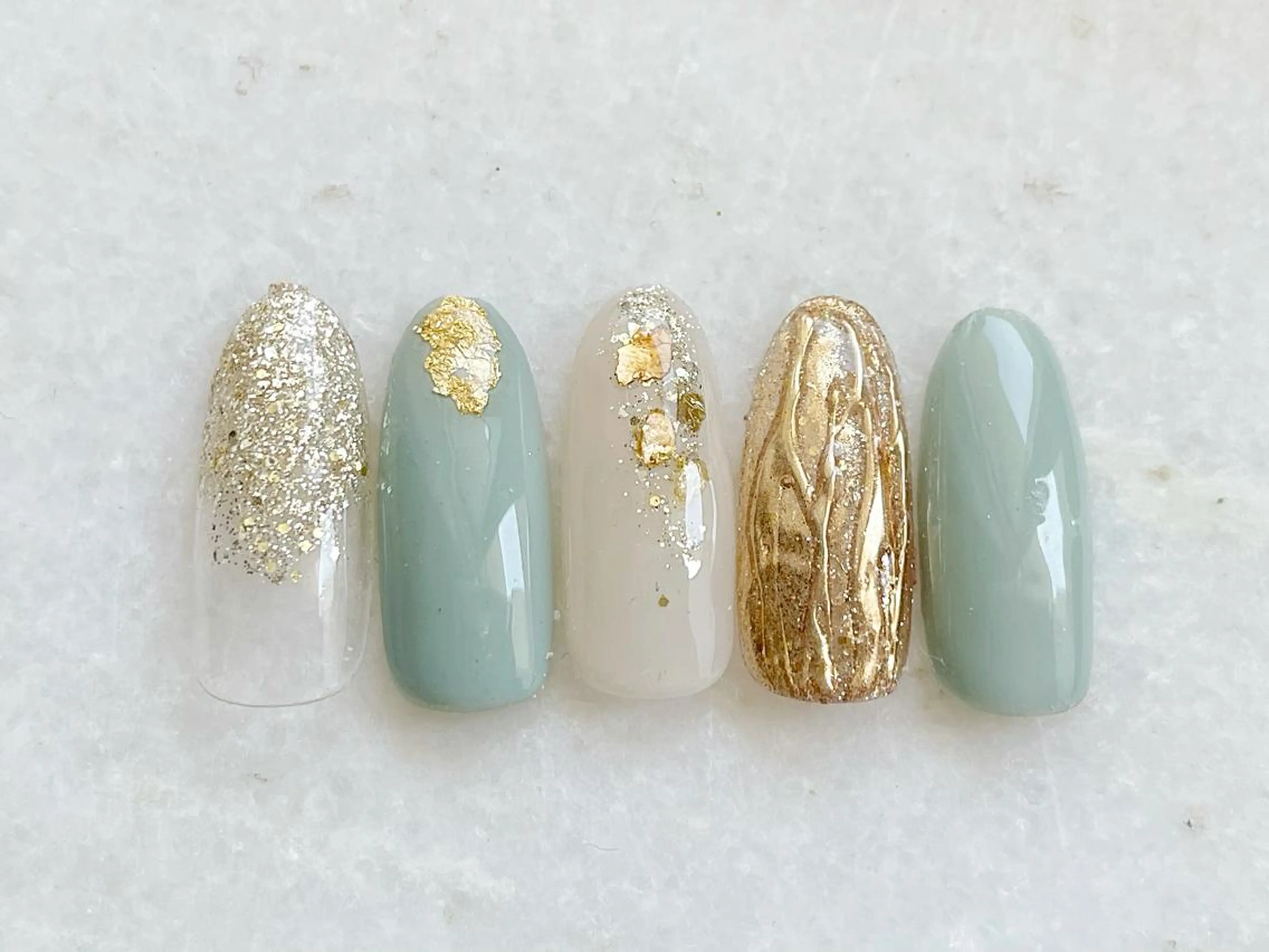 ネイル ジェルネイル ミラーネイル ニュアンスネイル パラジェル ハンドネイル Satomi  のネイルデザイン