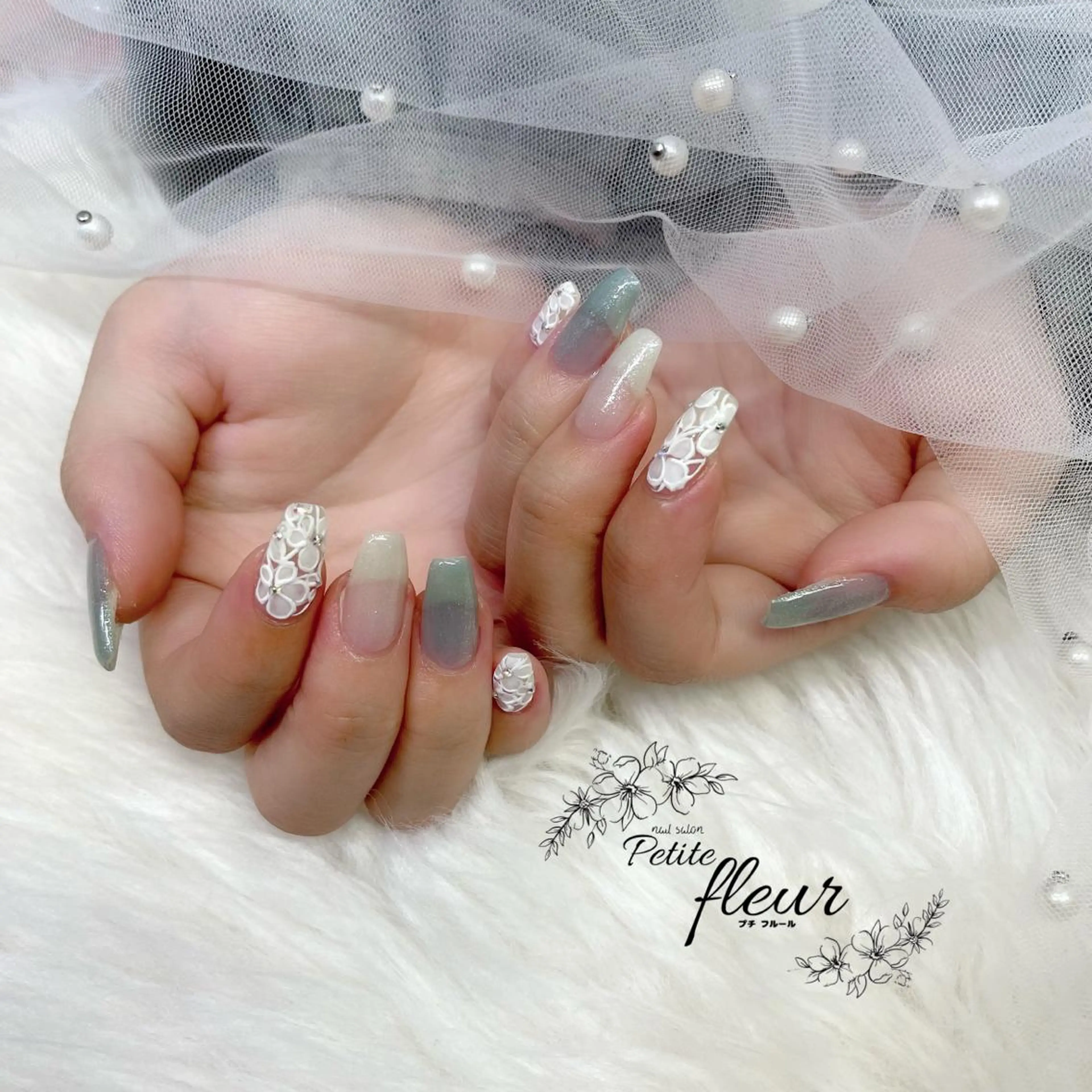 ネイル レース ラメ(グリッター) ❁⃘*。Petite fleur❁⃘*りさのネイルデザイン