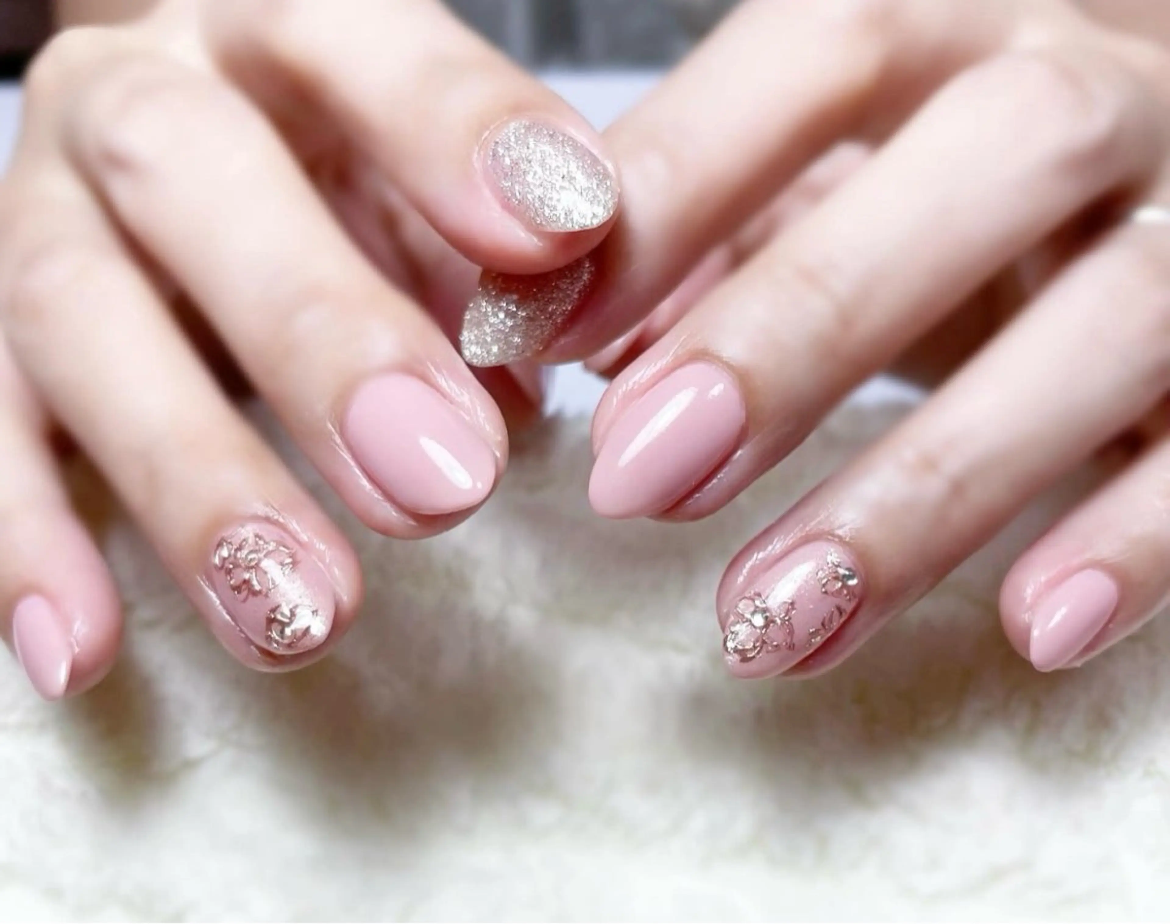 ネイル フラワーネイル ミラーネイル オフィスネイル ピンク ハンドネイル Chicchi 加茂宮駅徒歩3分のネイルデザイン