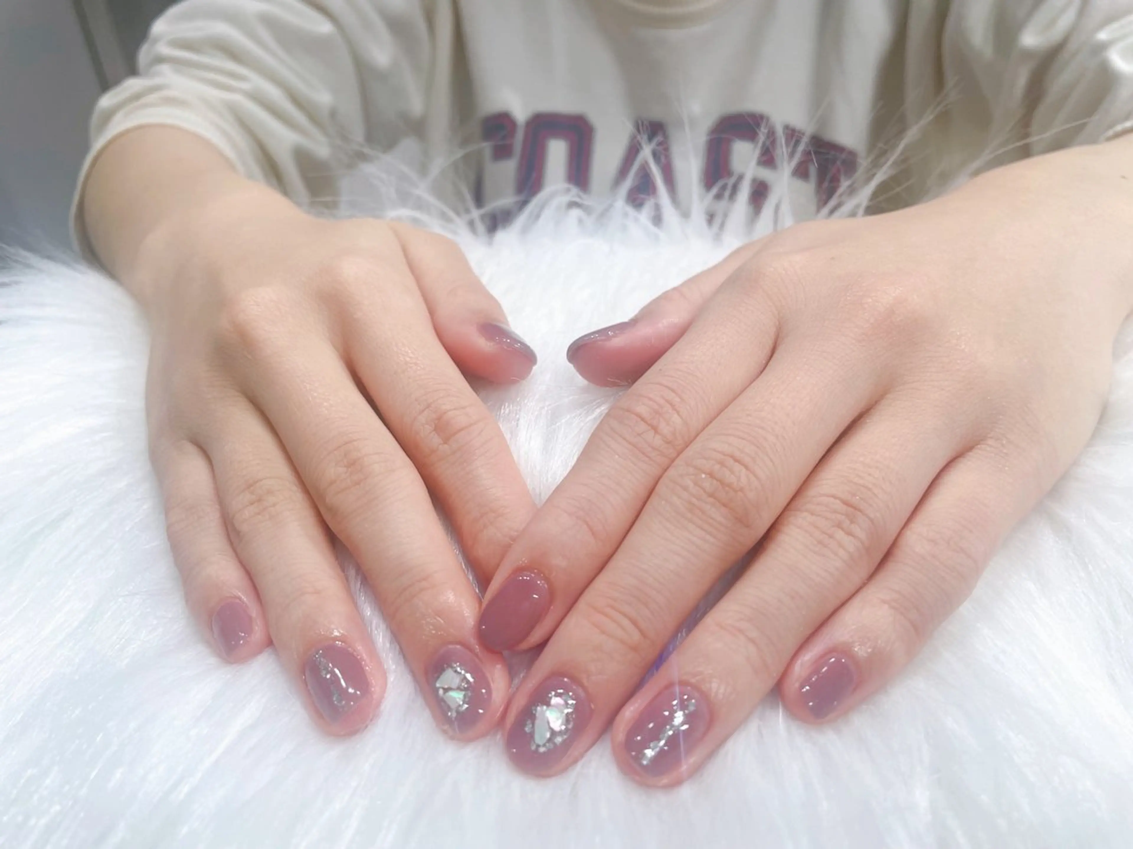 ネイル ハンドネイル リスブラン AYUMI 🍎のネイルデザイン