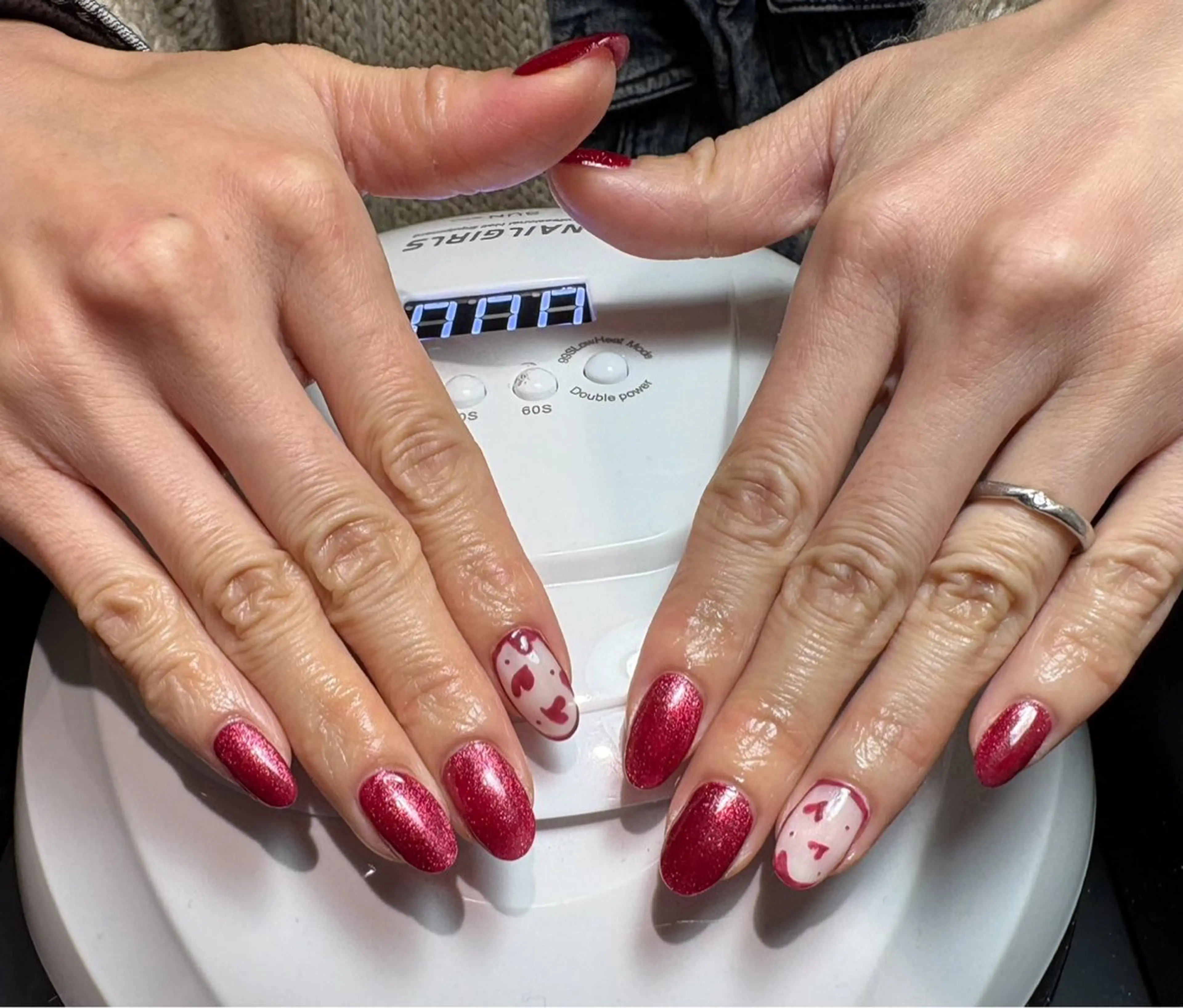 ネイル H2 nail schoolのネイルデザイン