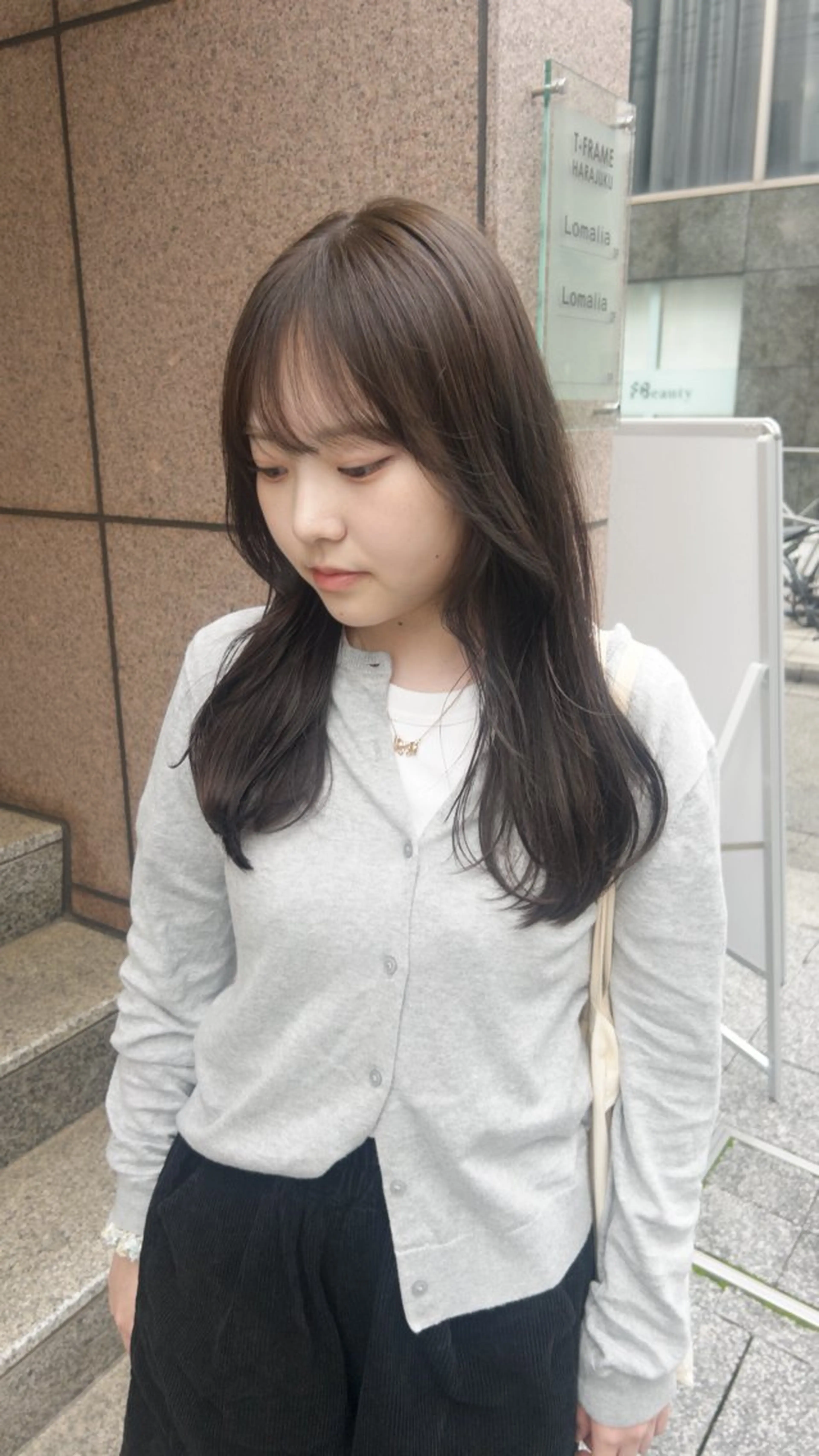 セミロング カラー カット ヘアカラー じゅわっと暖色カラー 🍊Moemiのヘアスタイル