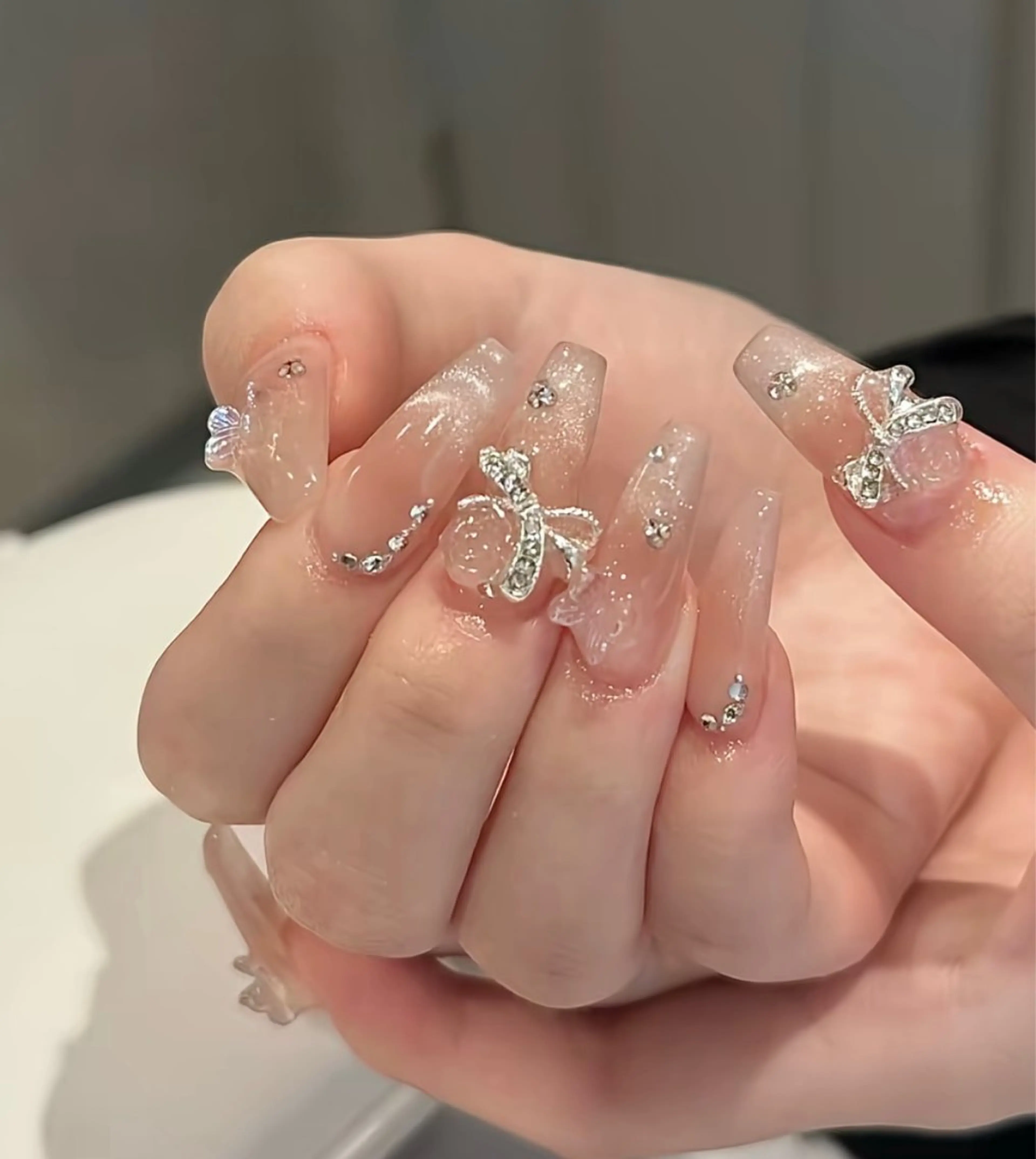 ネイル Ribbonnail staffのネイルデザイン