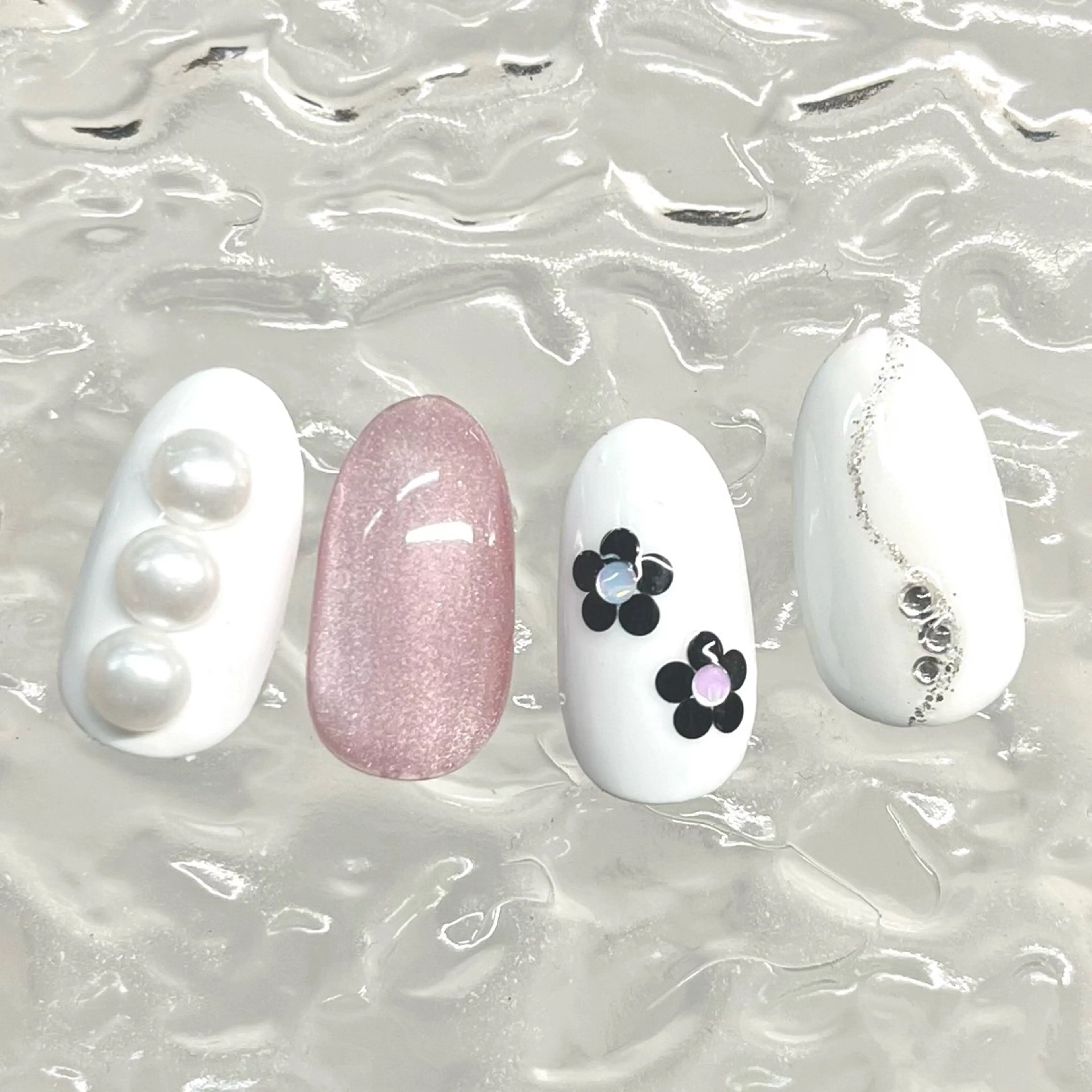 ネイル アートネイル フットネイル フレンチネイル ジェルネイル グラデーション ハンドネイル Bianca市ヶ谷店 Aiuraのネイルデザイン