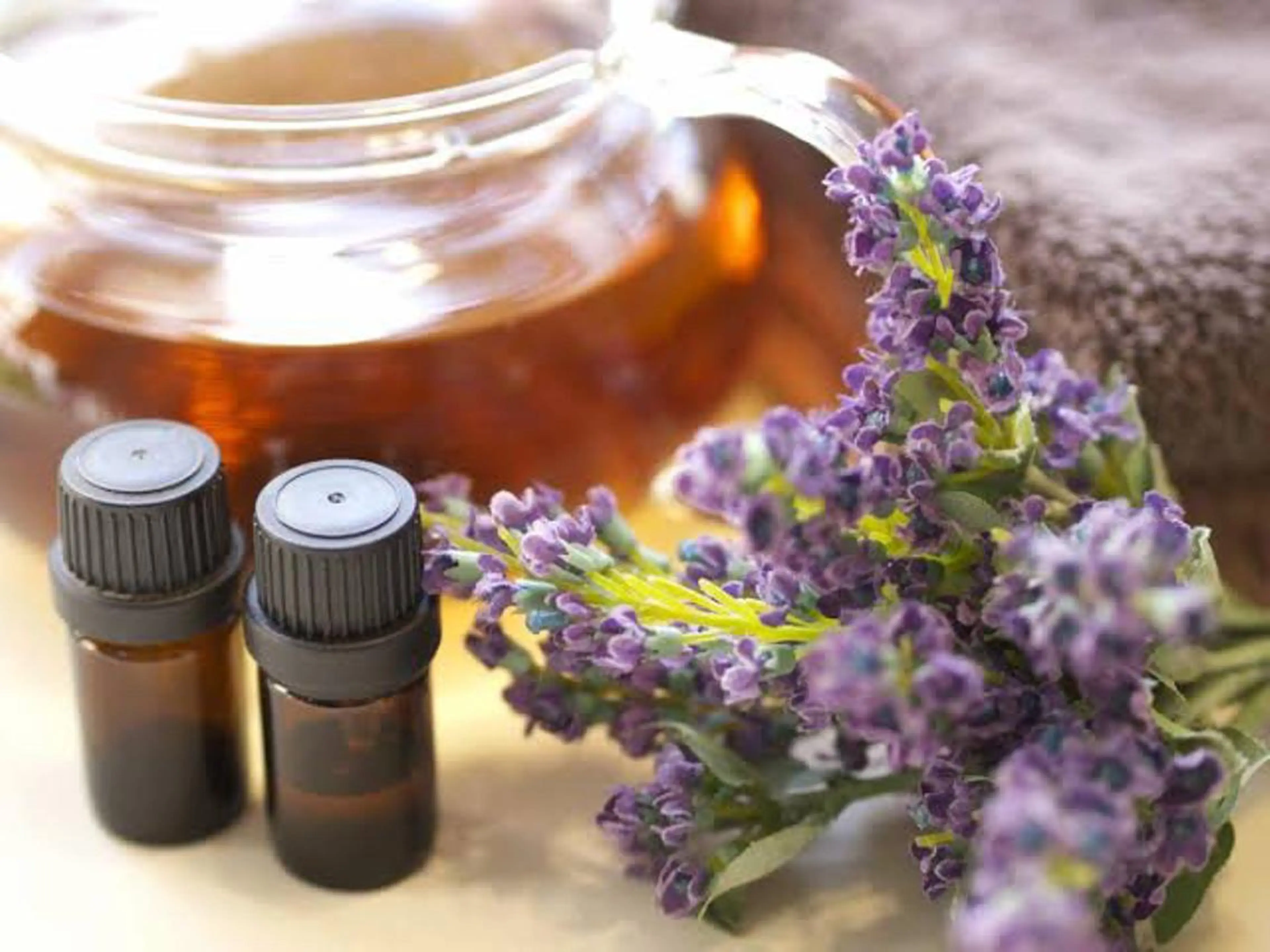 セミロング カラー パーマ ヘアアレンジ メンズ キッズ ネイル マツエク・マツパ アイブロウ ニキビ特化型エステ 🍓最短で肌質改善のエステ・リラクイメージ