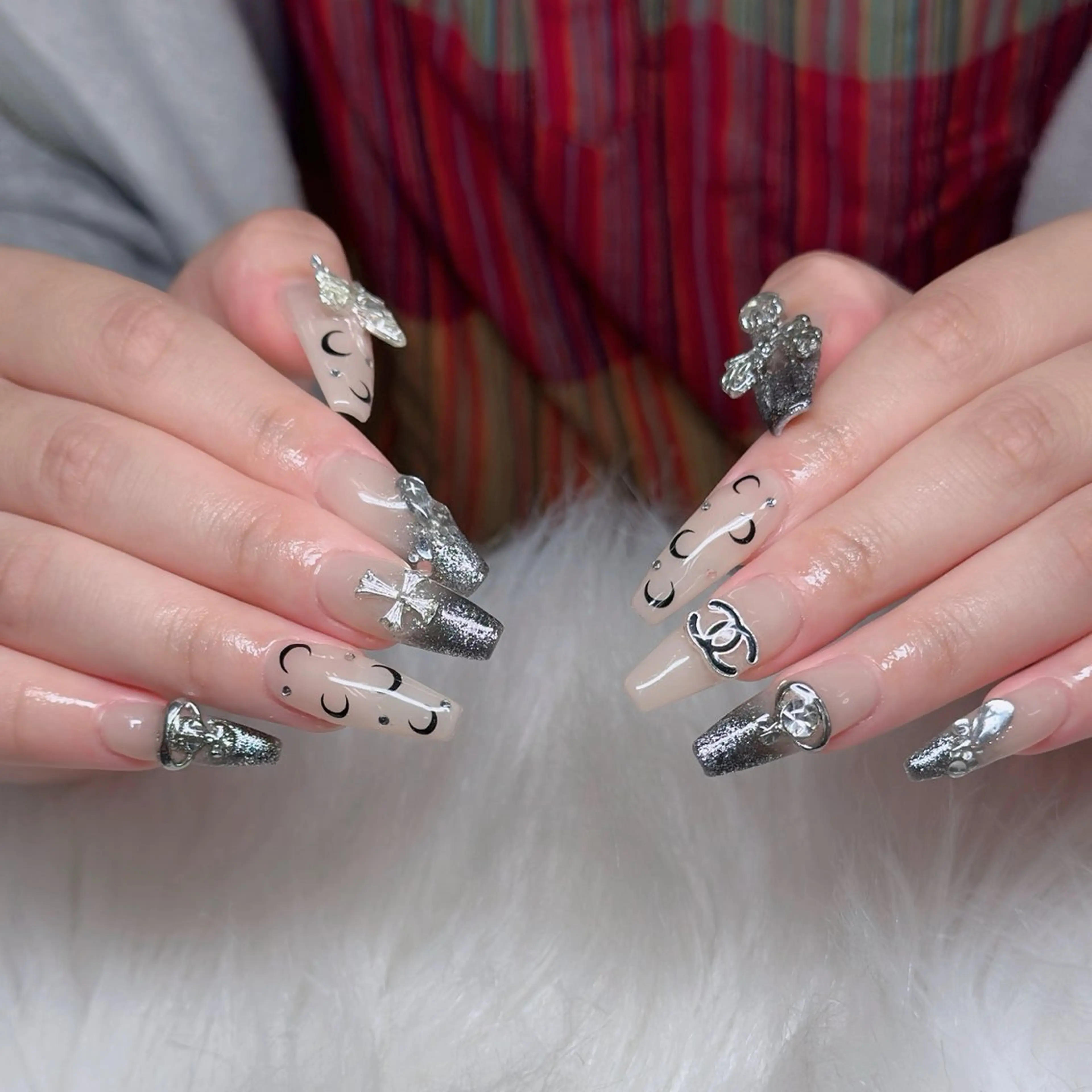 ネイル ロングネイル マグネットネイル リボン 夏ネイル スーパーロングネイル ハンドネイル Hani Nail XUKAのネイルデザイン