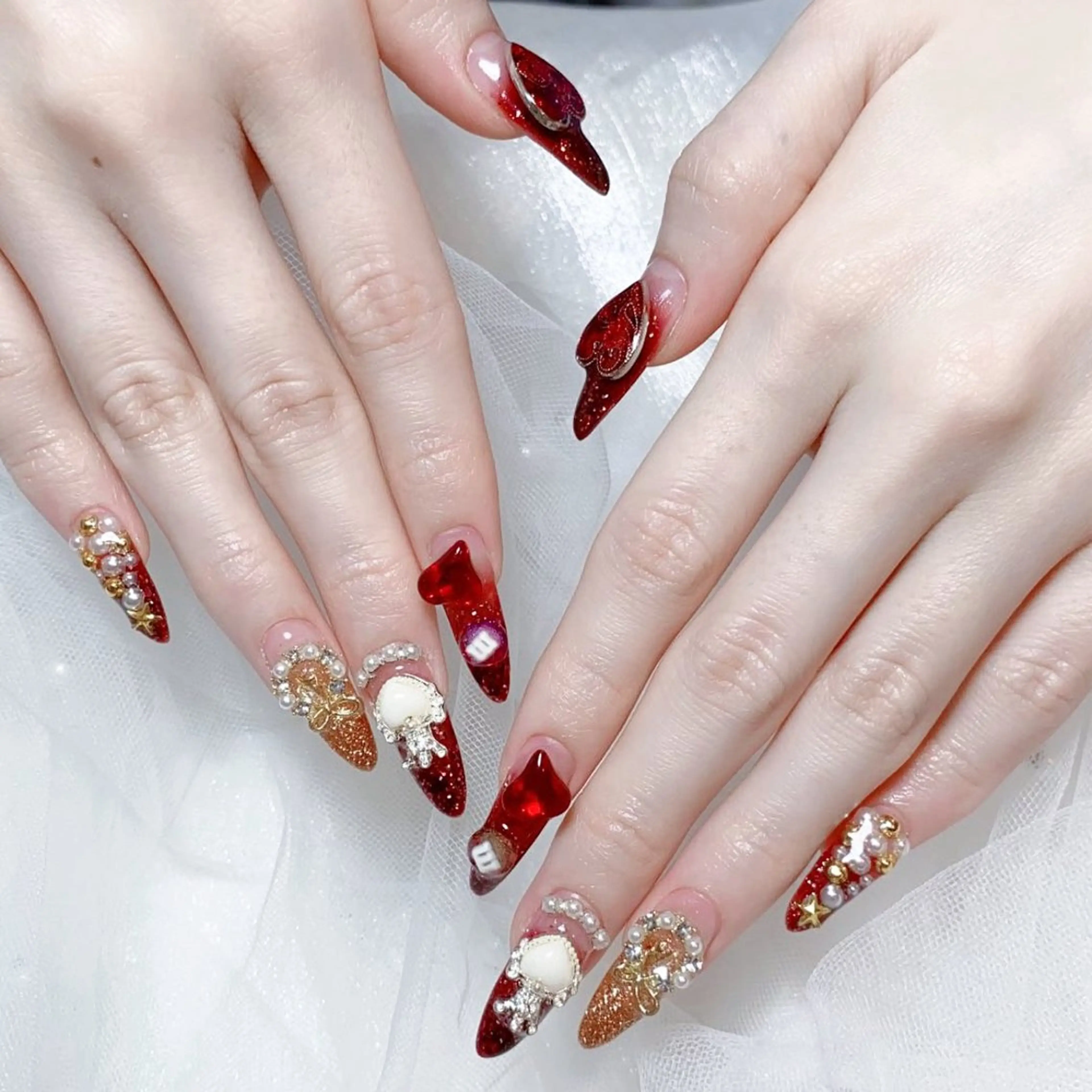 メンズ ネイル メンズ韓国風 アートネイル オーロラネイル ガーリー キラキラネイル ハンドネイル Nail salon 木にいるのネイルデザイン